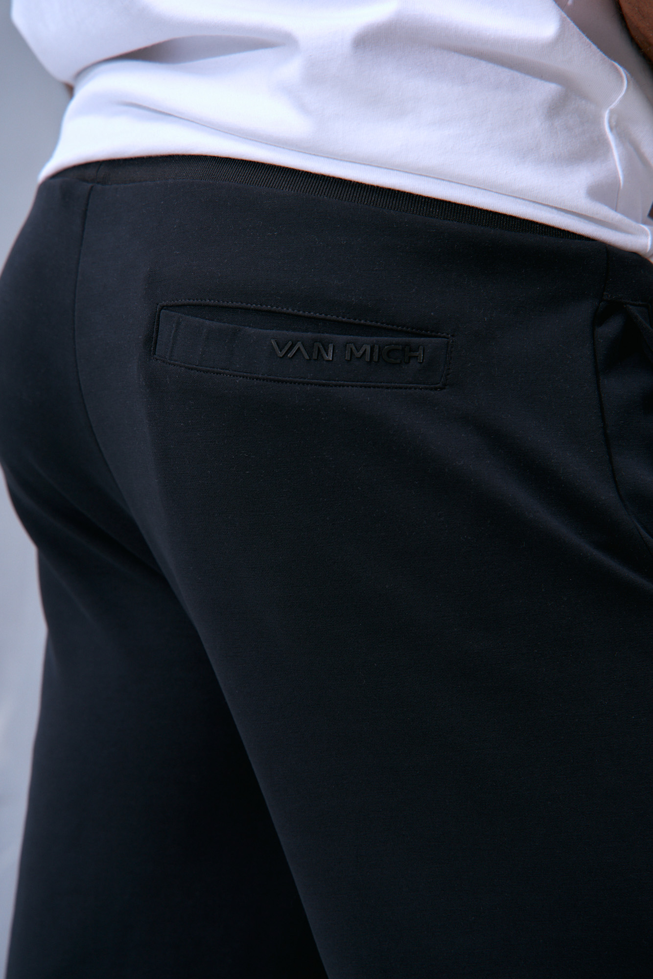 VM-232-53-121 Брюки спортивные Van Mich Черный