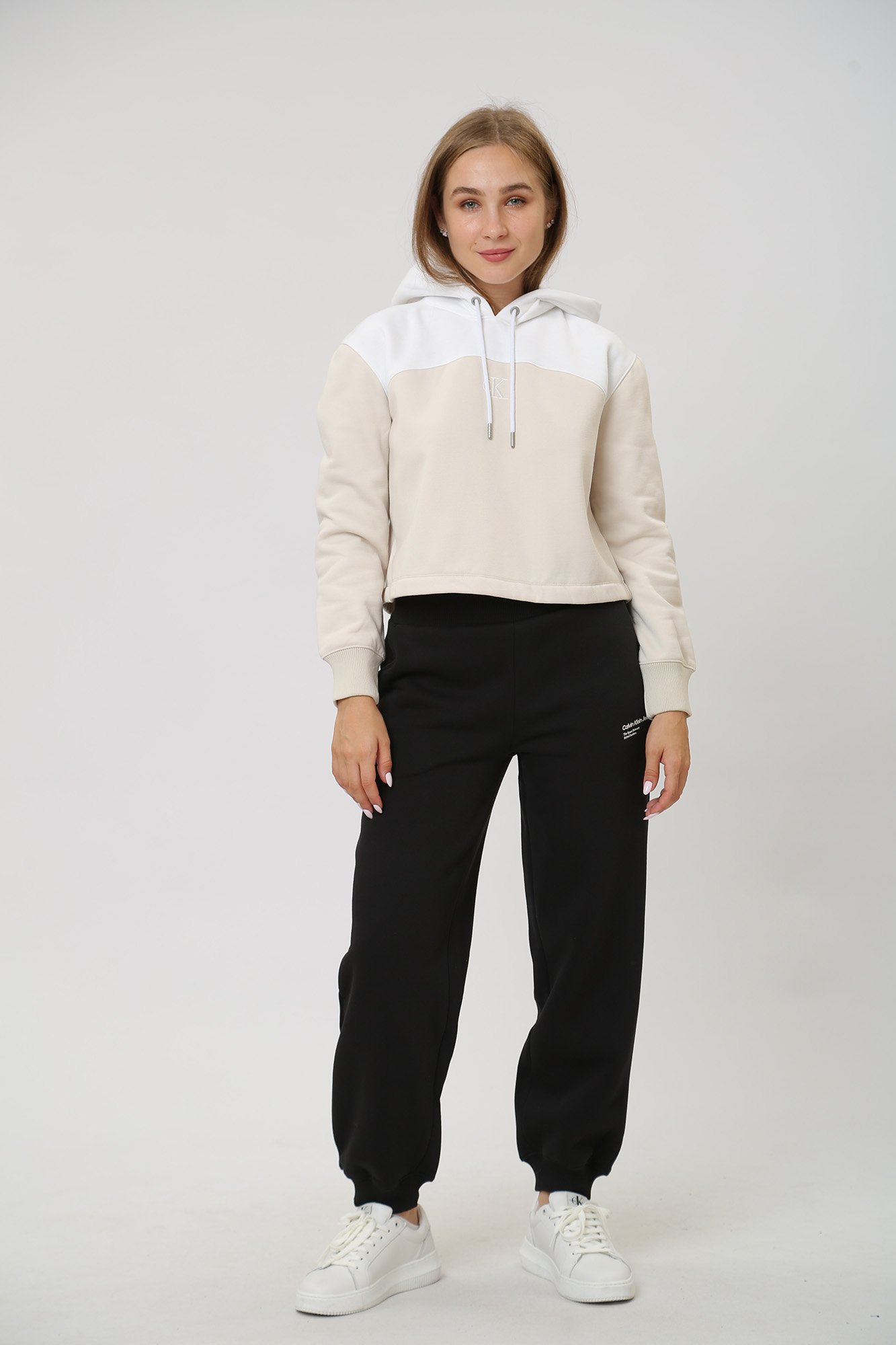 J20J221336 худи calvin klein jeans  calvin klein jeans 