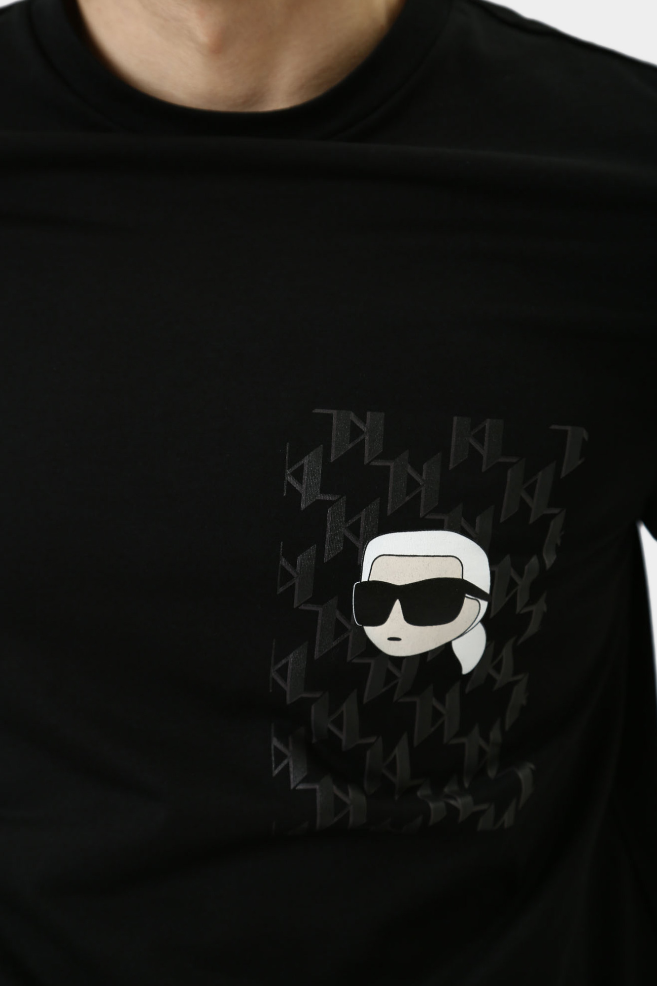 551251_755095 Футболка Karl Lagerfeld Черный