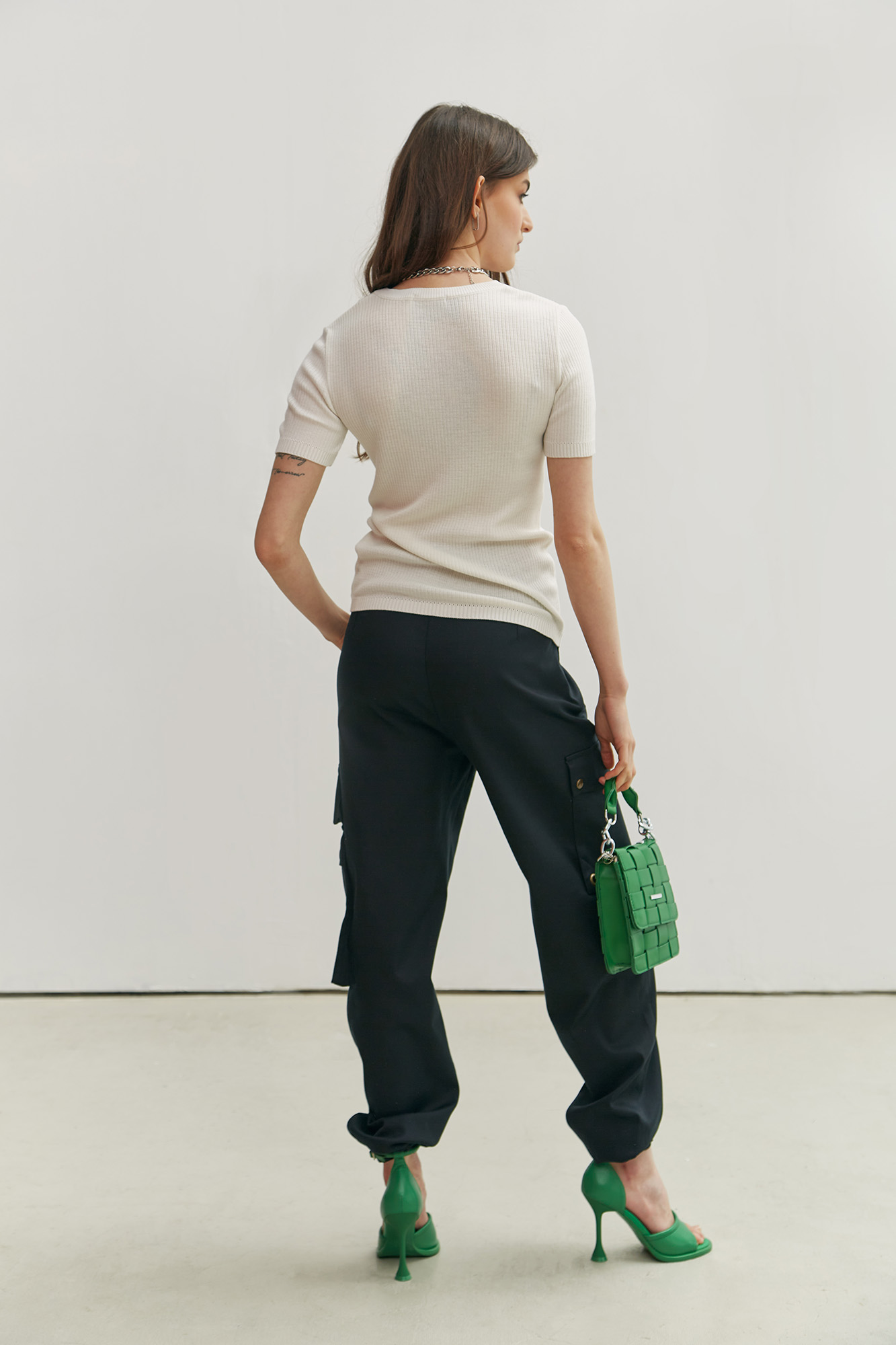 W-231-KK-56-0038 футболка the hills 