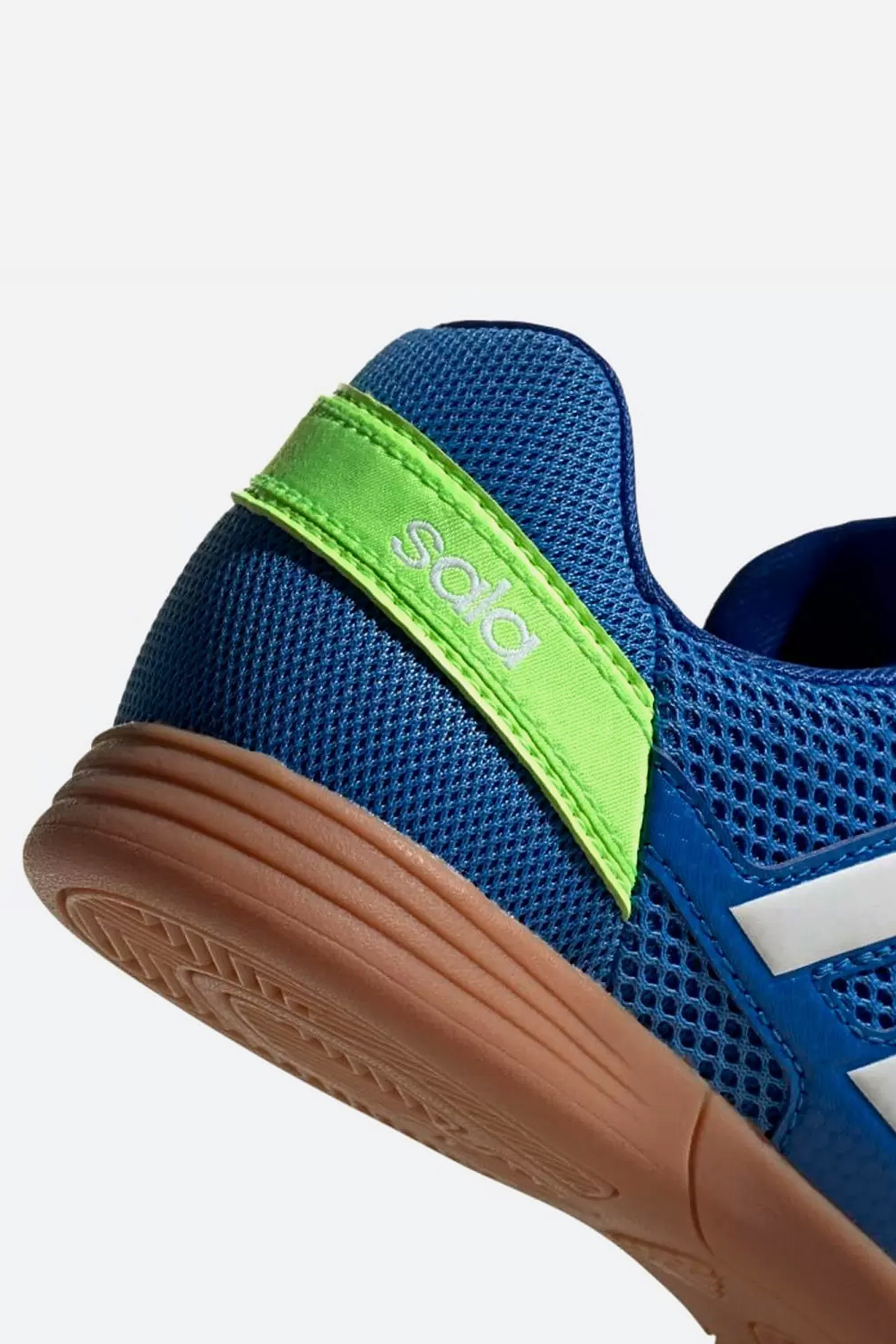  Обувь для зала Adidas 