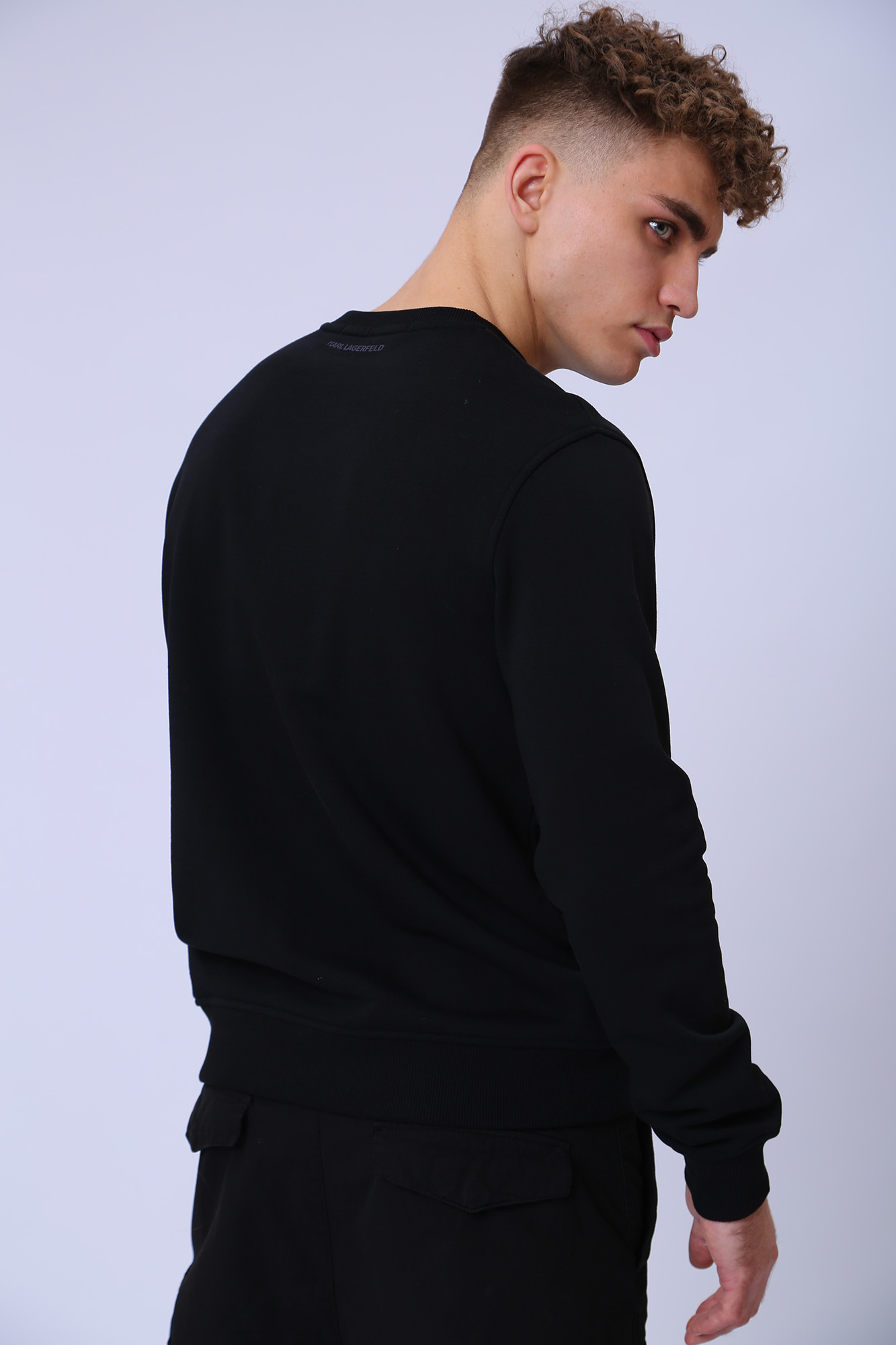 531915_705060 Свитшот Karl Lagerfeld Черный