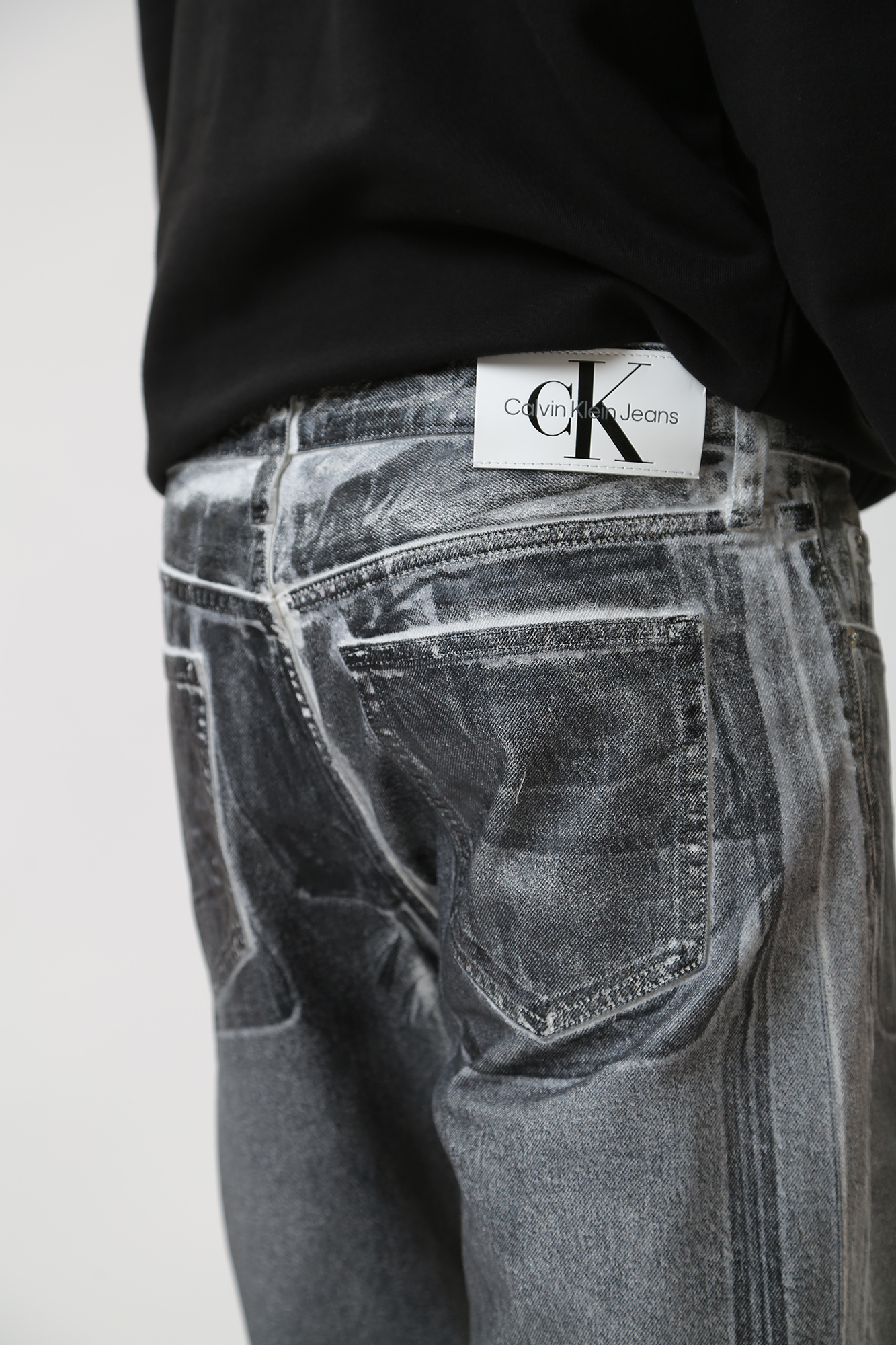 J30J324588 Джинсы 90'S STRAIGHT  Calvin Klein Jeans Серый