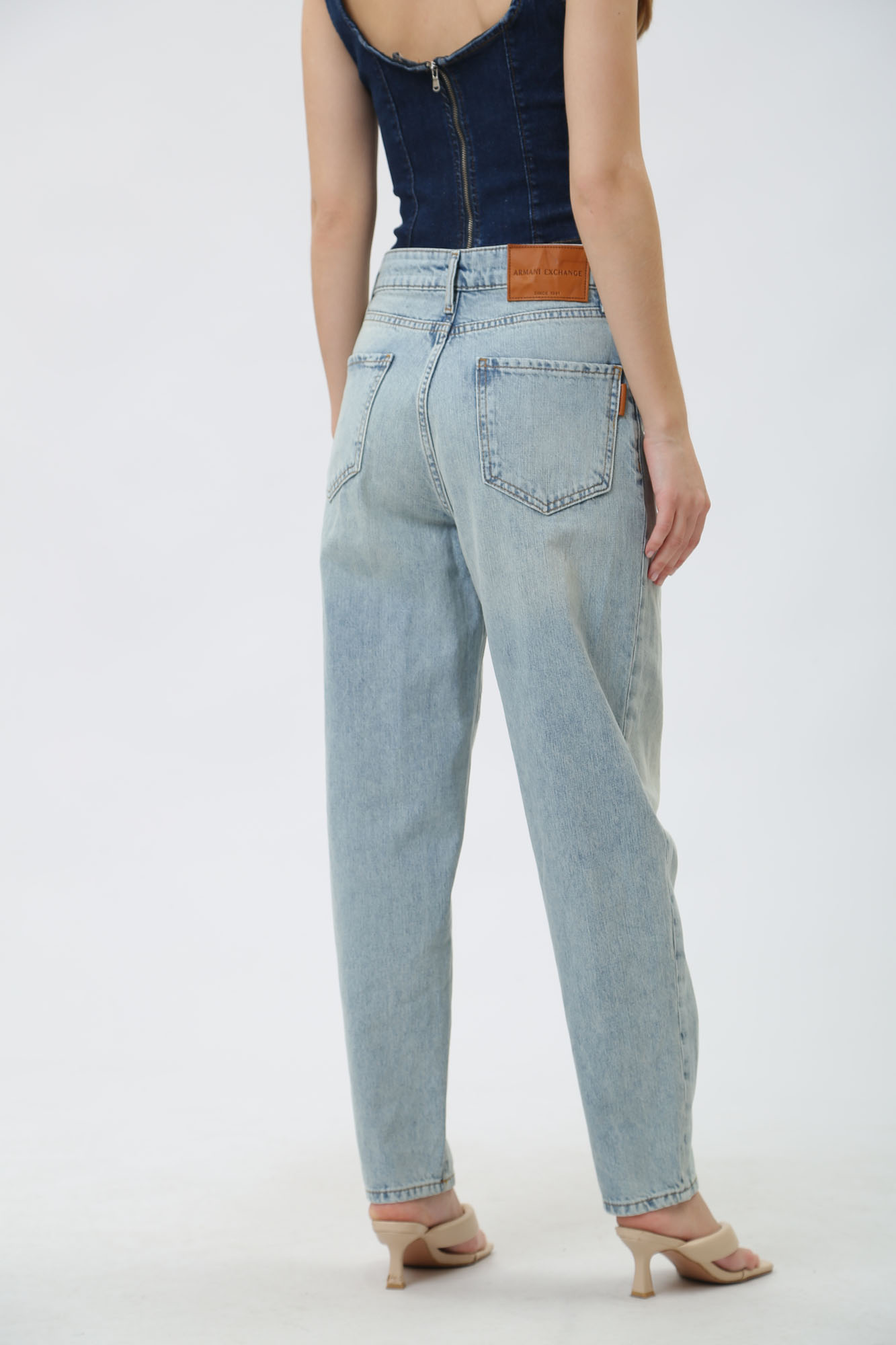 3DYJ51_Y27CZ брюки джинсовые armani exchange 