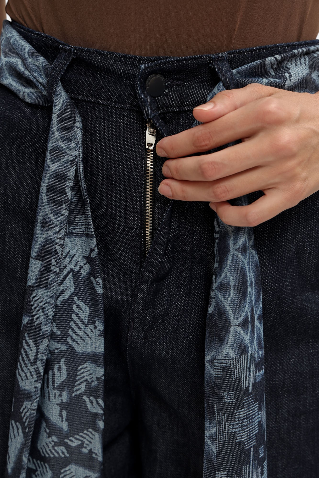 EW001498_AF14968 шорты джинсовые  emporio armani 