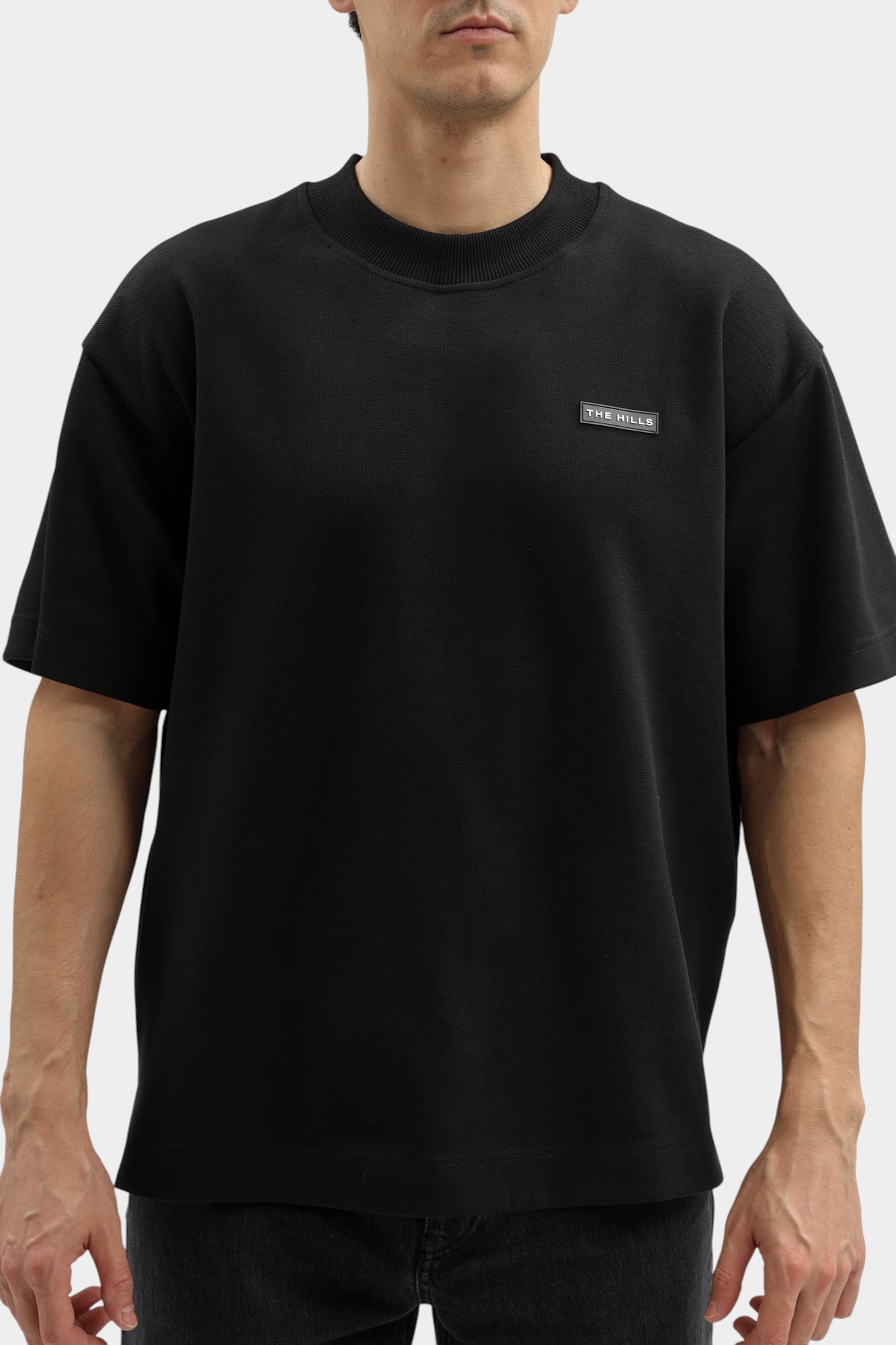 M-261-P-22-1605 Футболка The Hills Черный
