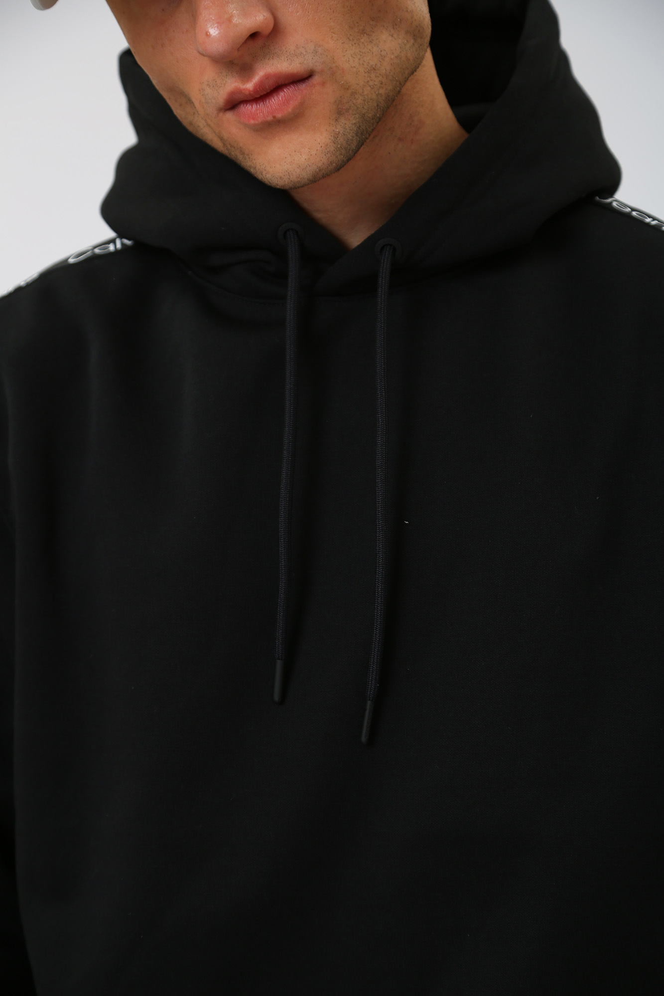 J30J323429 Худи Calvin Klein Jeans Черный