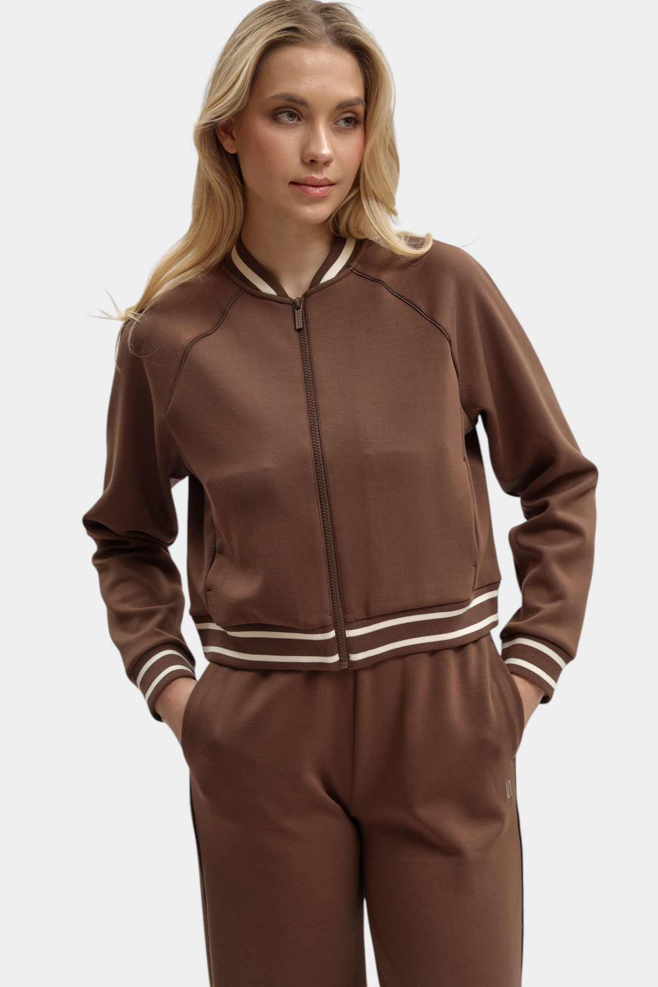 XW002071_AF10804 куртка armani exchange