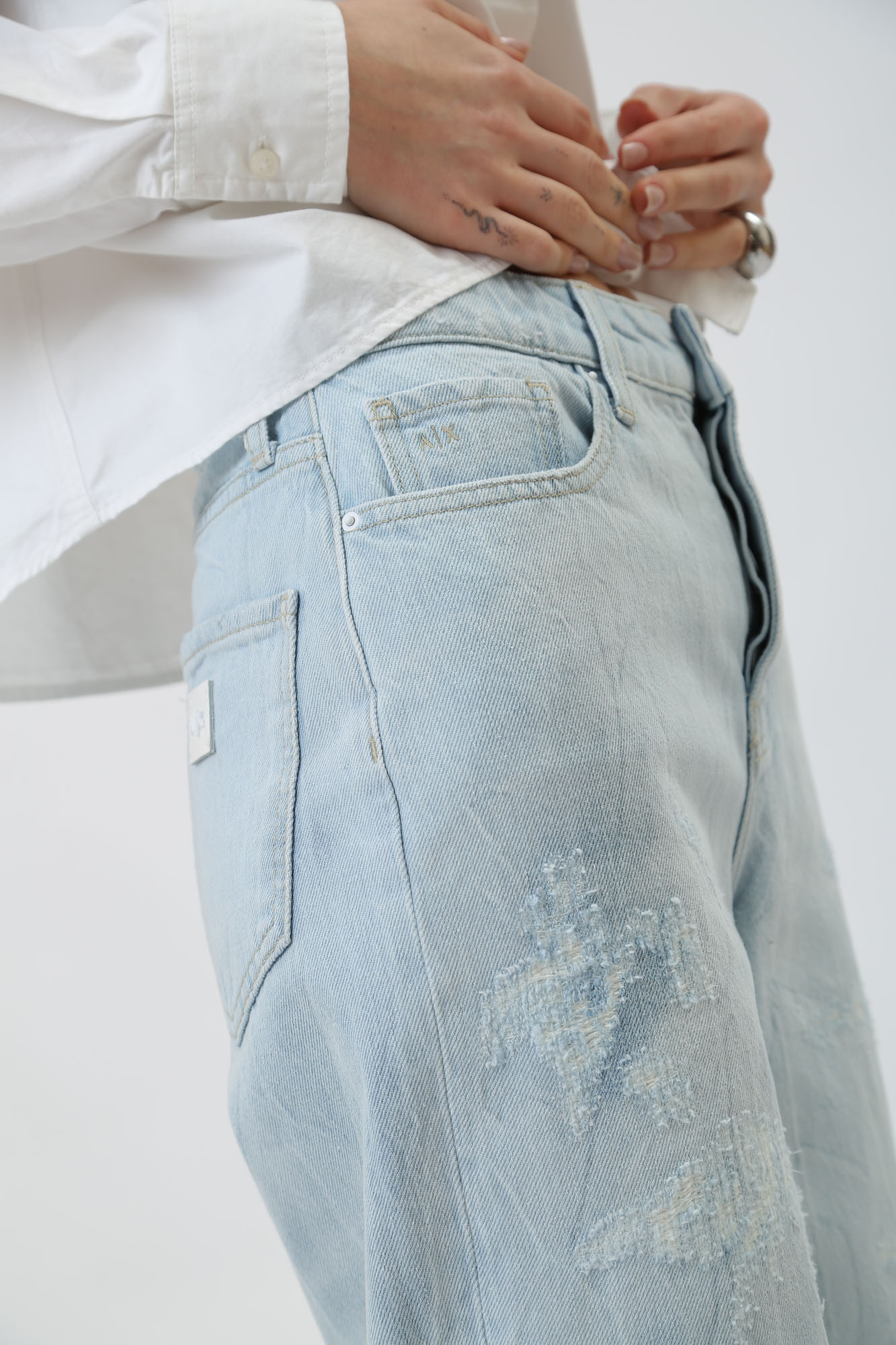 3DYJ51_Y36HZ брюки джинсовые armani exchange 