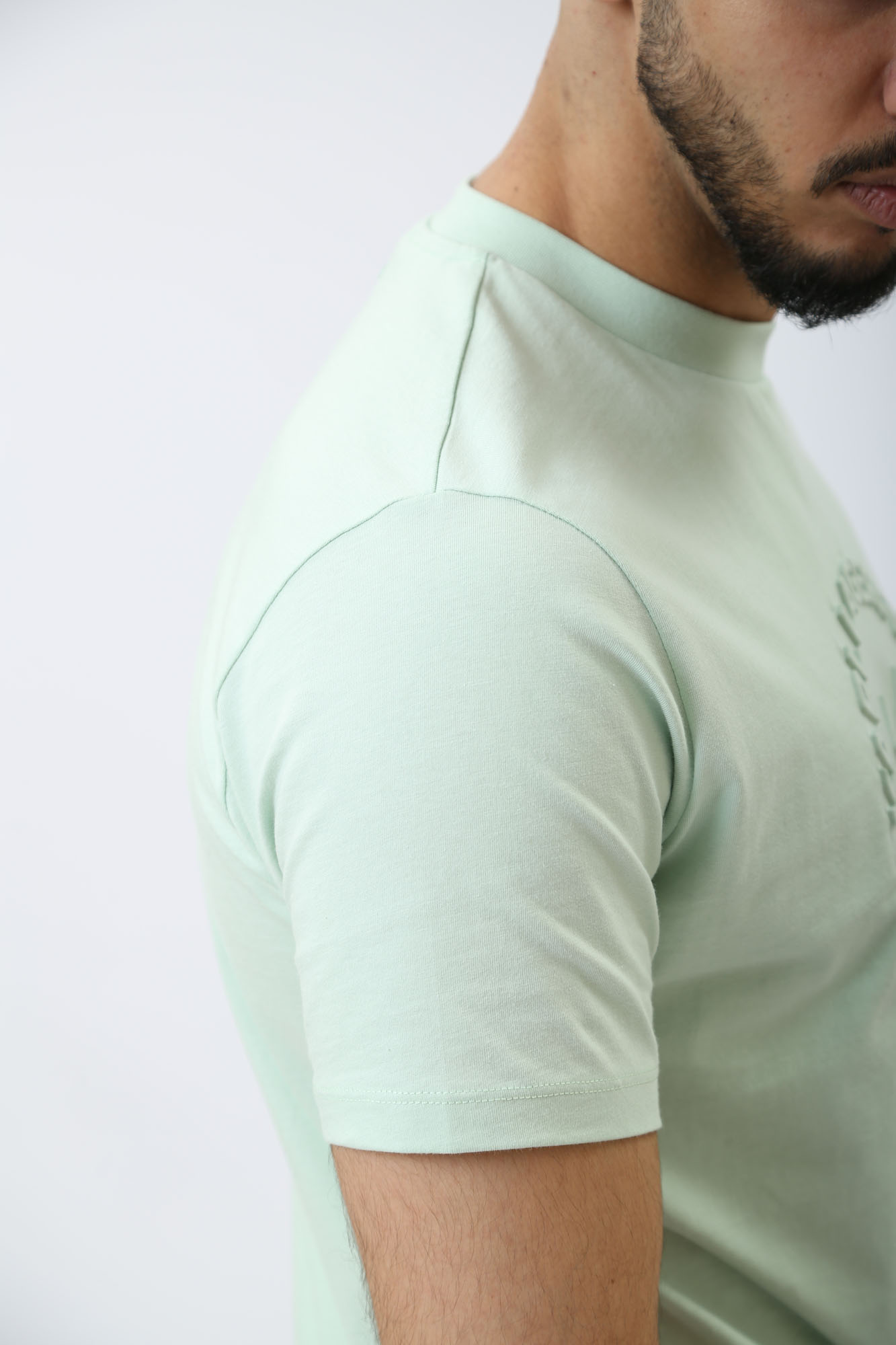 542225_755084 Футболка Karl Lagerfeld Зеленый