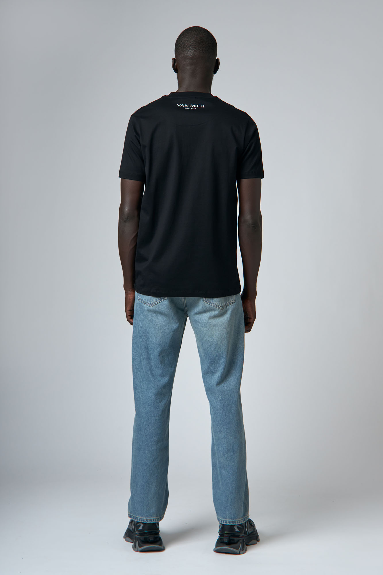 VM-ERK-22-426 Футболка Van Mich Черный