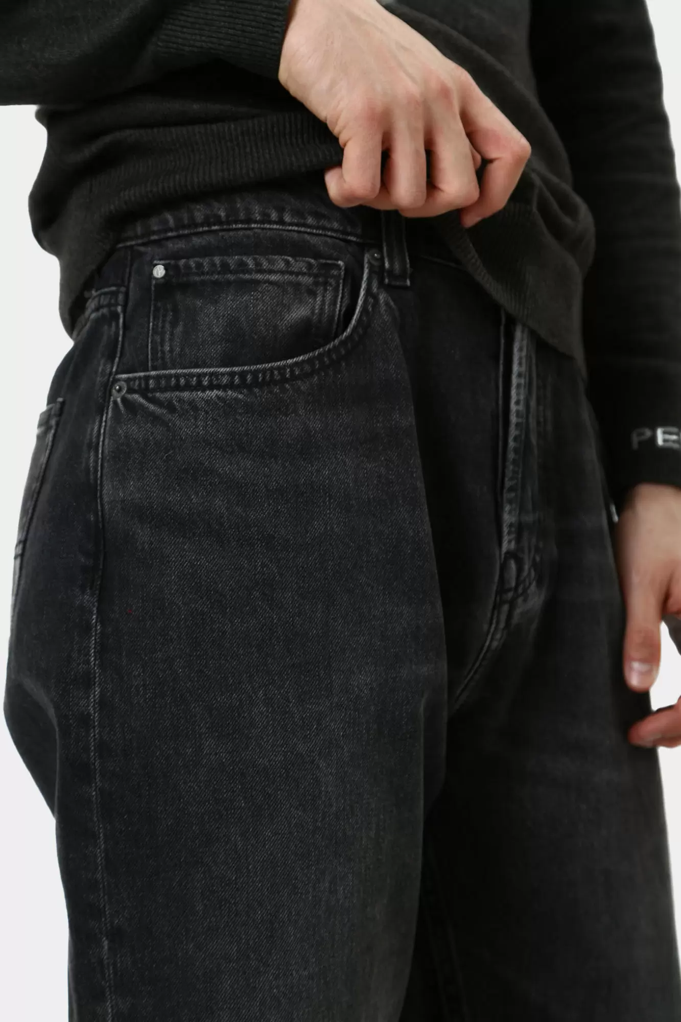 PM208027XH7 Брюки джинсовые Pepe Jeans Серый