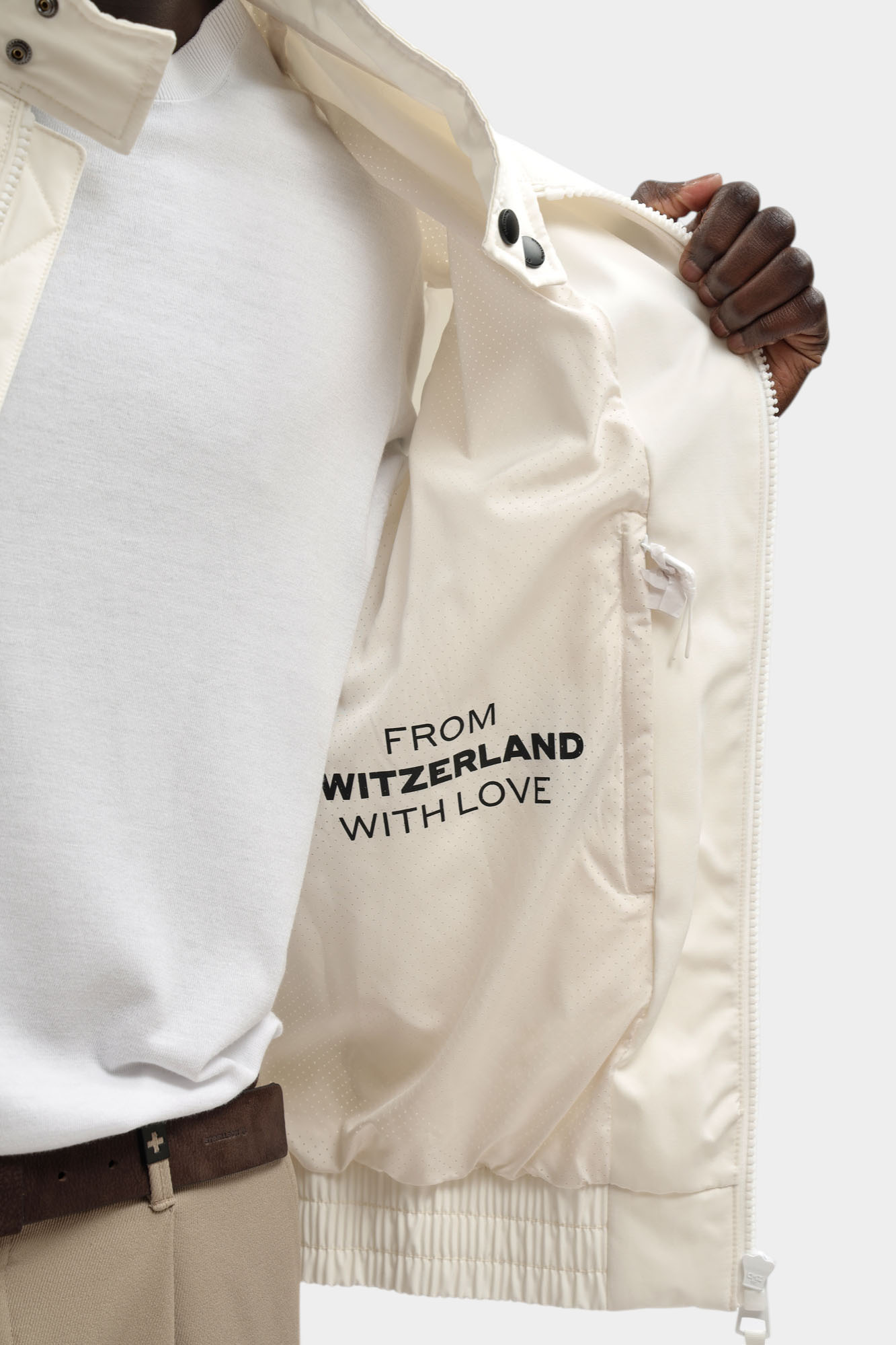 30100567_10100122 Куртка Strellson Белый