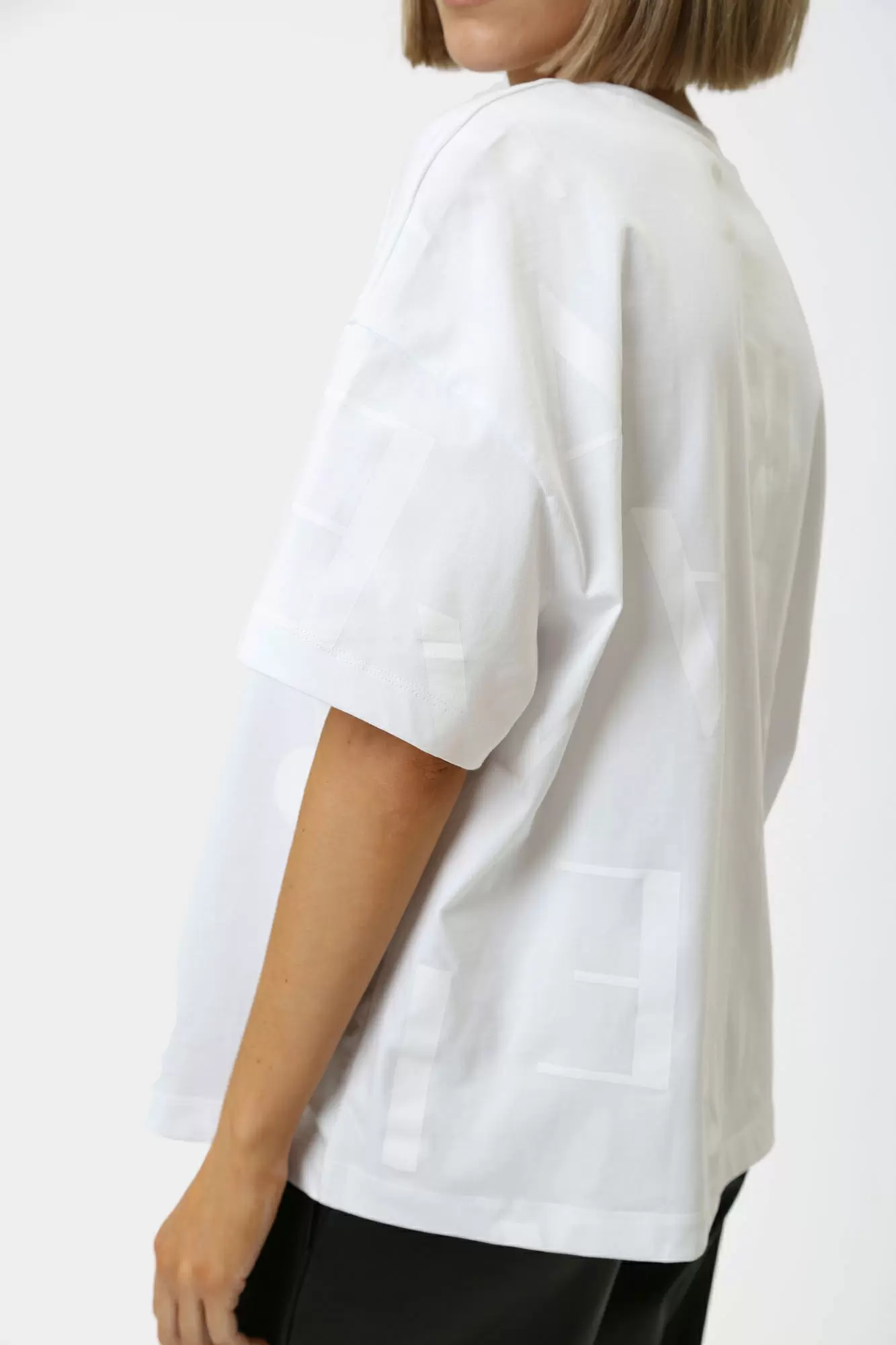 6DYT14_YJ7VZ футболка armani exchange 