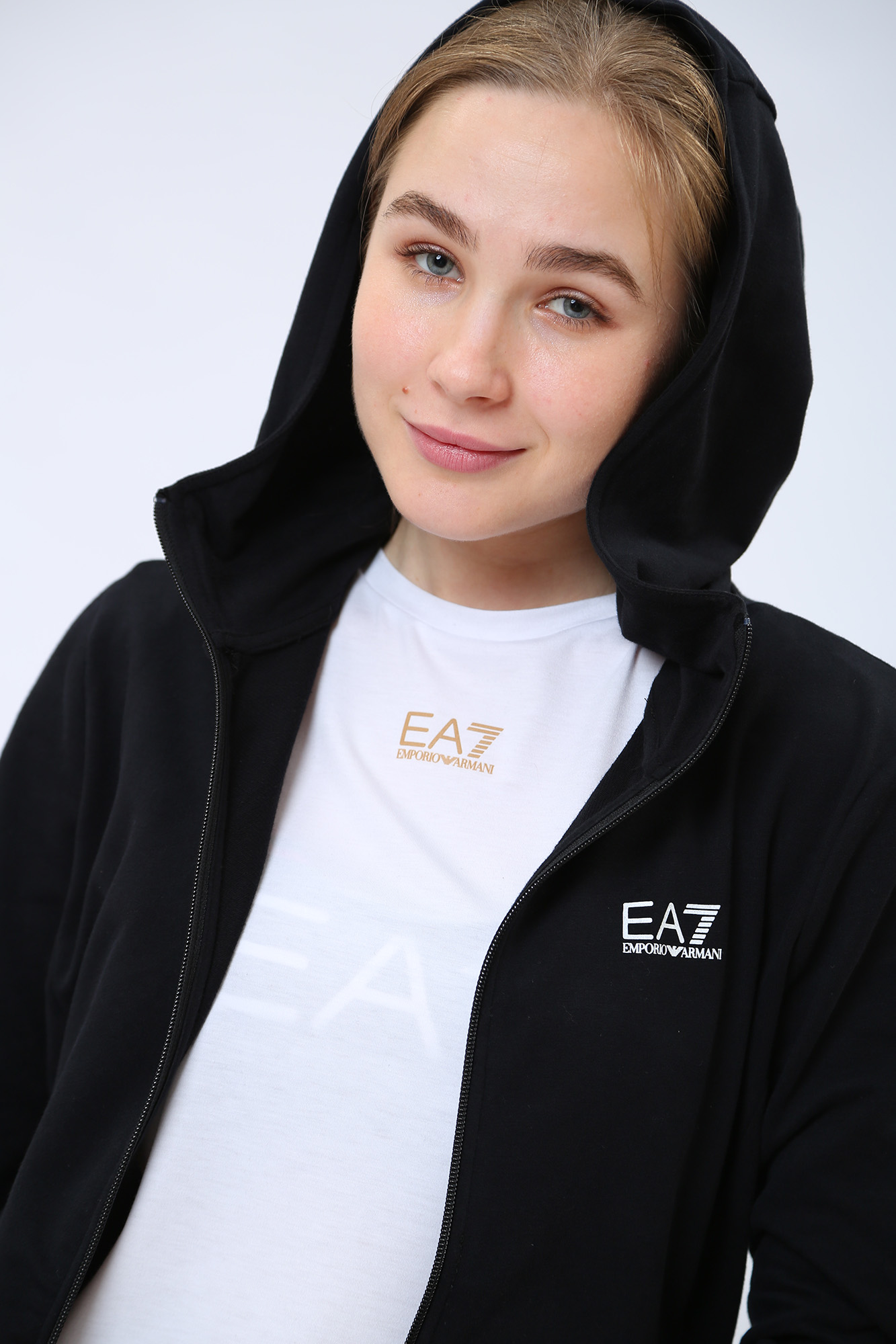 3RTM21_TJCQZ толстовка с/к ea7 