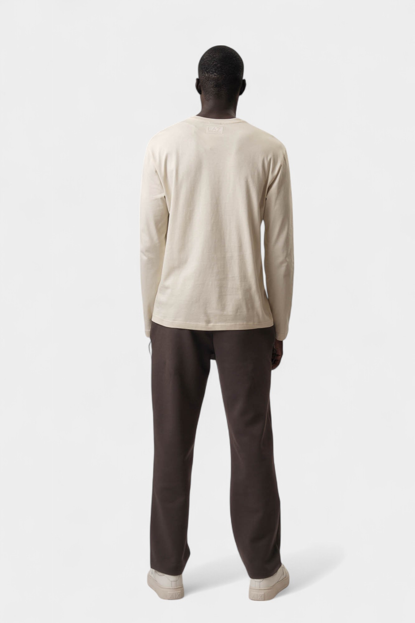 7M000150_AF14772 Лонгслив EA7 Молочный