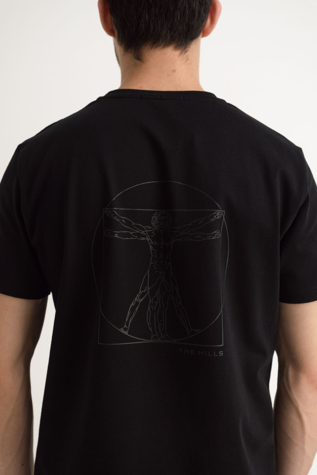 M-242-P-22-0020 Футболка The Hills Черный