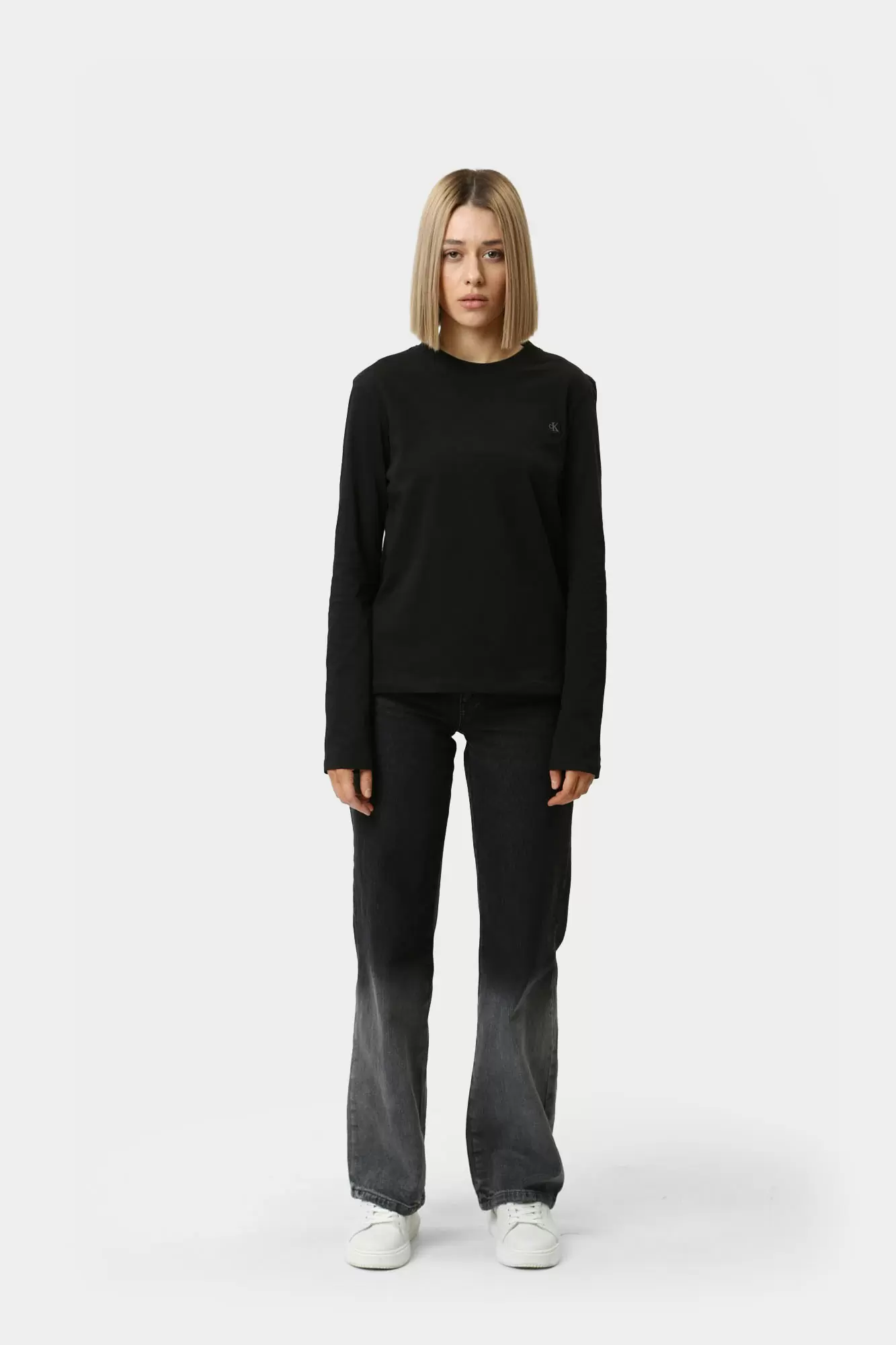 J20J224549 лонгслив calvin klein jeans 