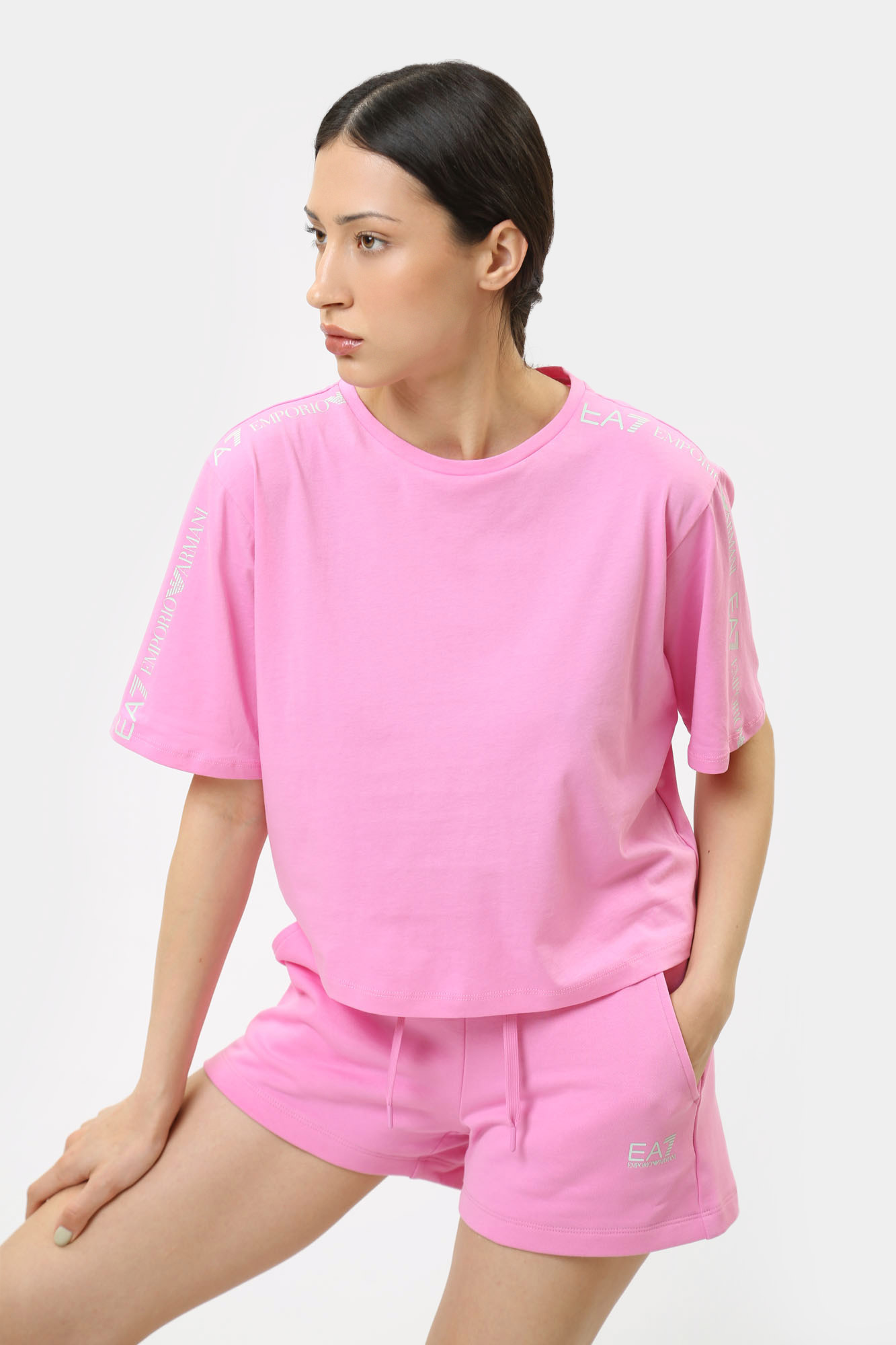 3DTT02_TJ02Z_1432 кроп-топ ea7