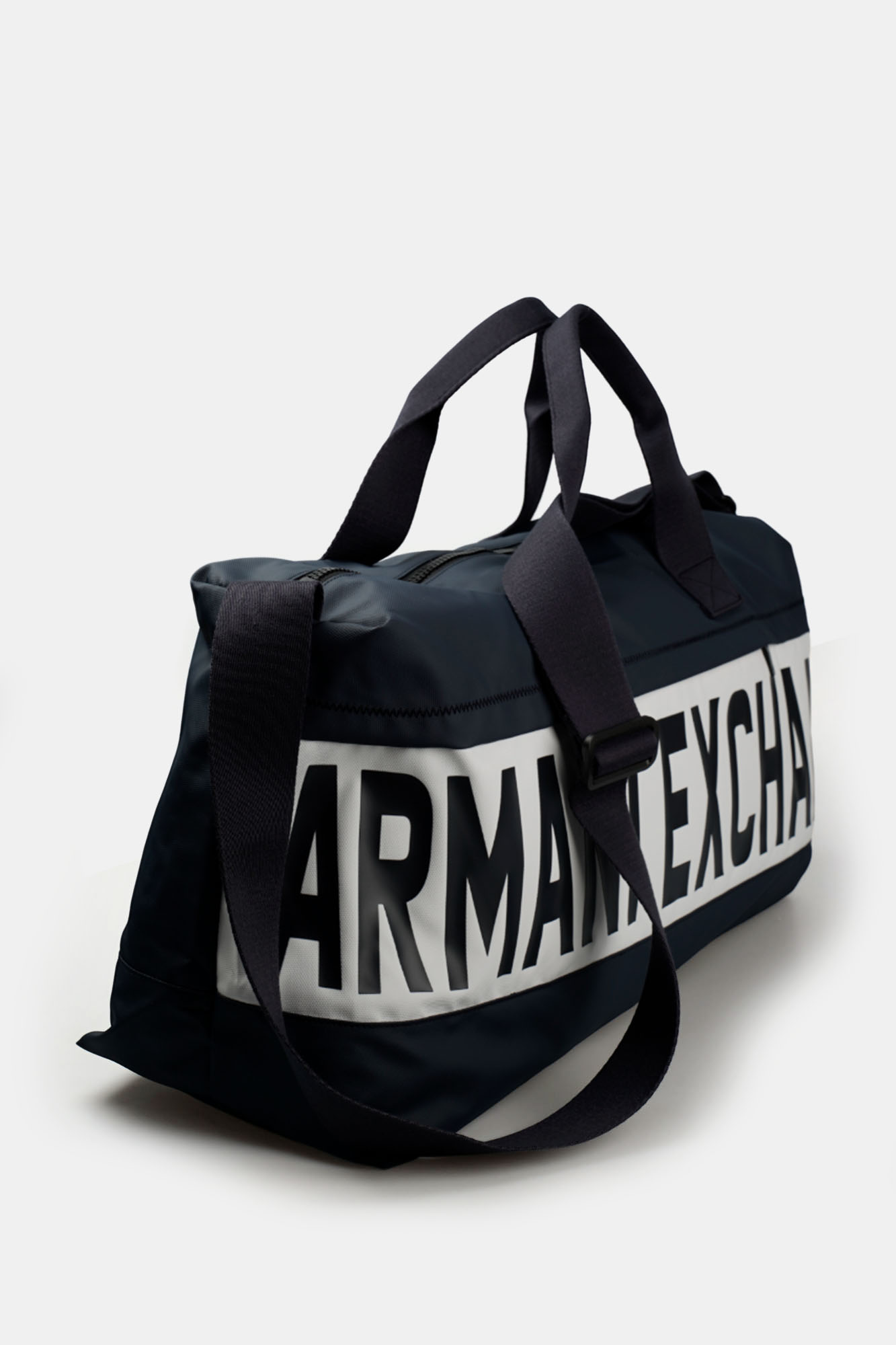 XM000592_AF12100 Сумка дорожная Armani Exchange Голубой