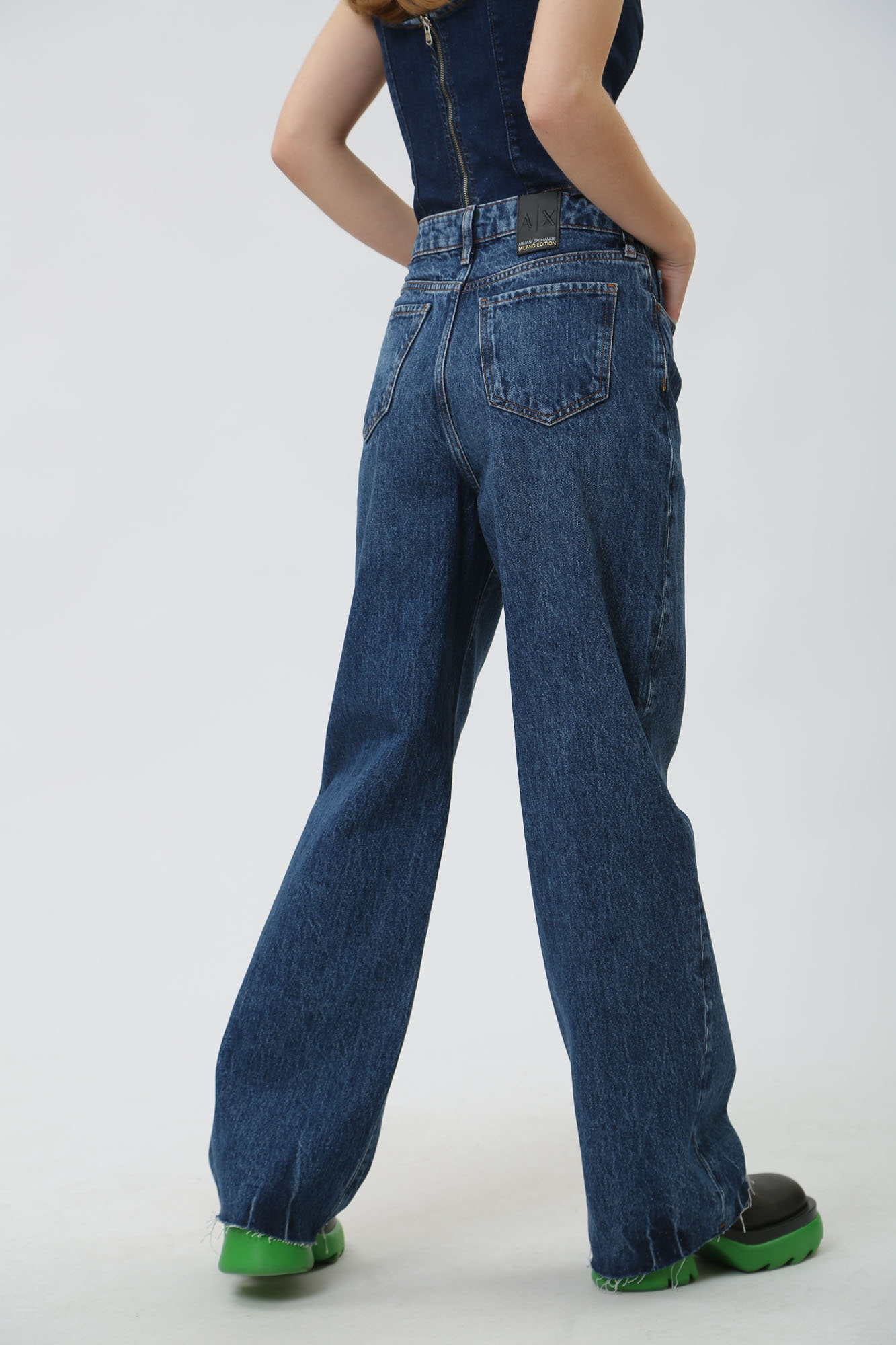 3DYJ38_Y16EZ брюки джинсовые armani exchange 