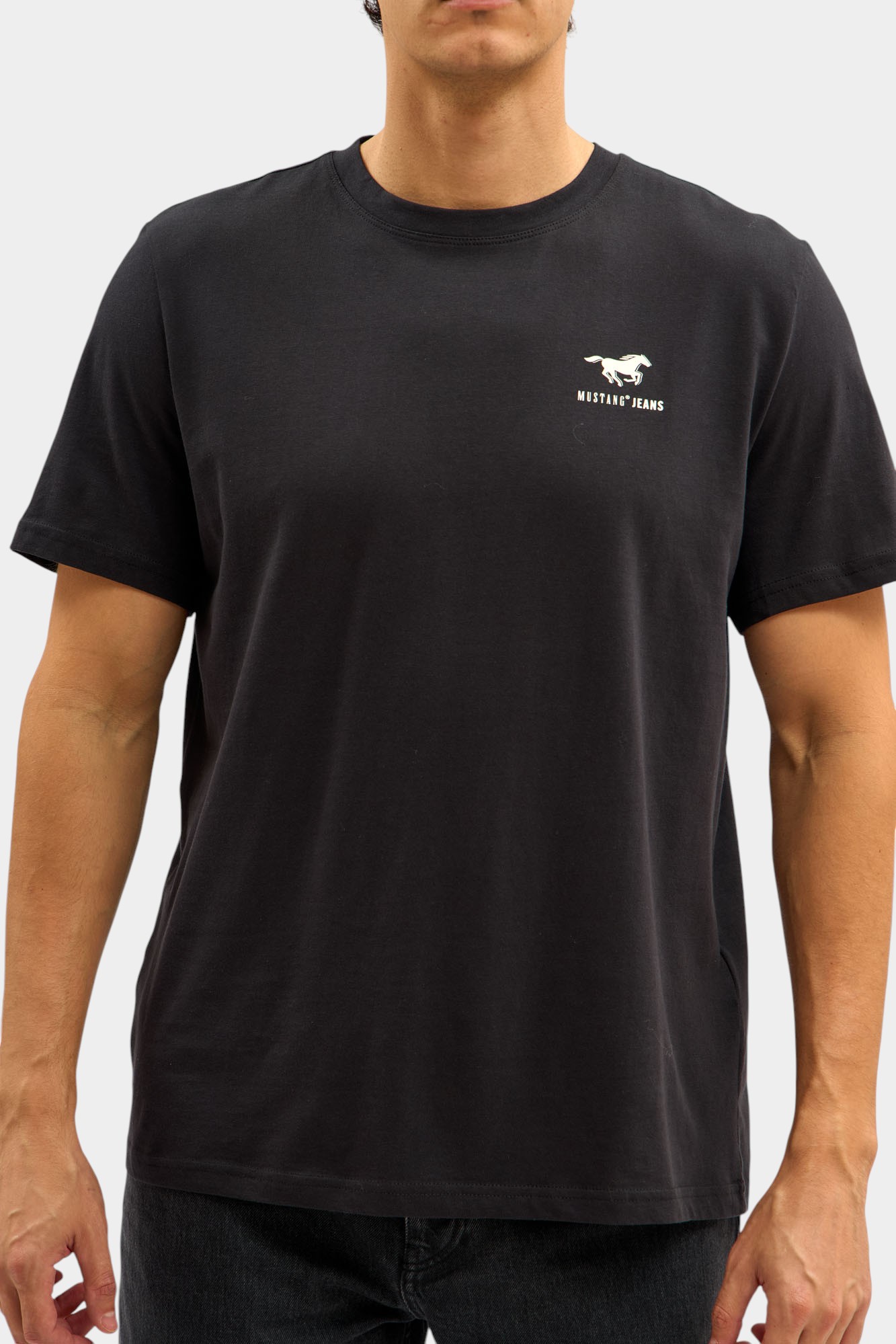 1016866 Футболка Mustang Черный