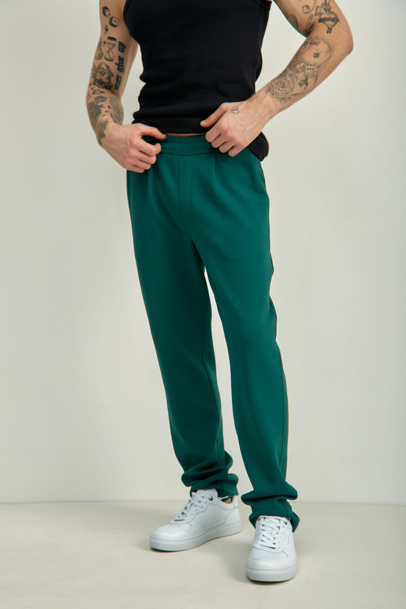 M-241-P-25-1008 Брюки спортивные The Hills Зеленый