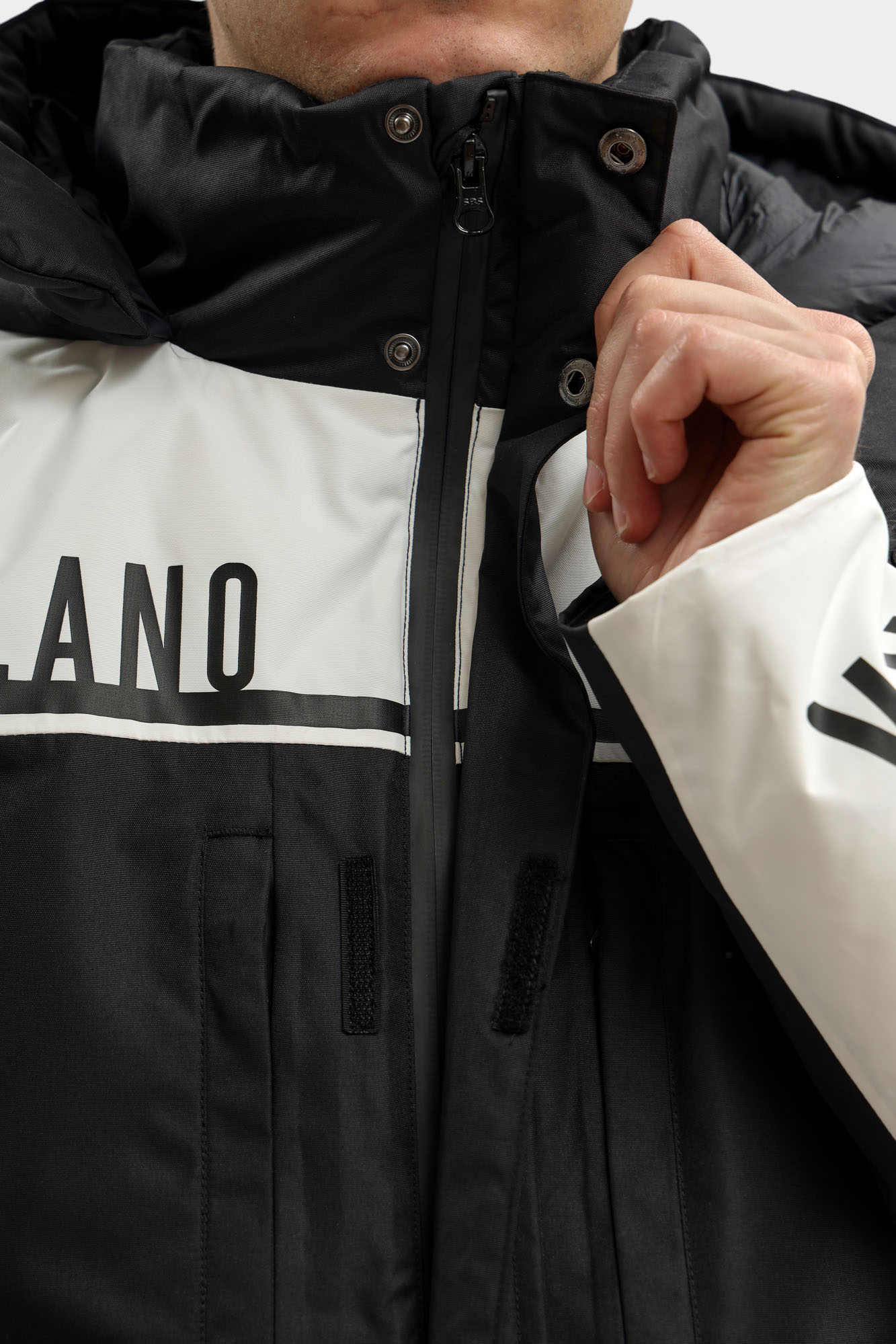 BMG1292 Куртка пуховая Bikkembergs Черный