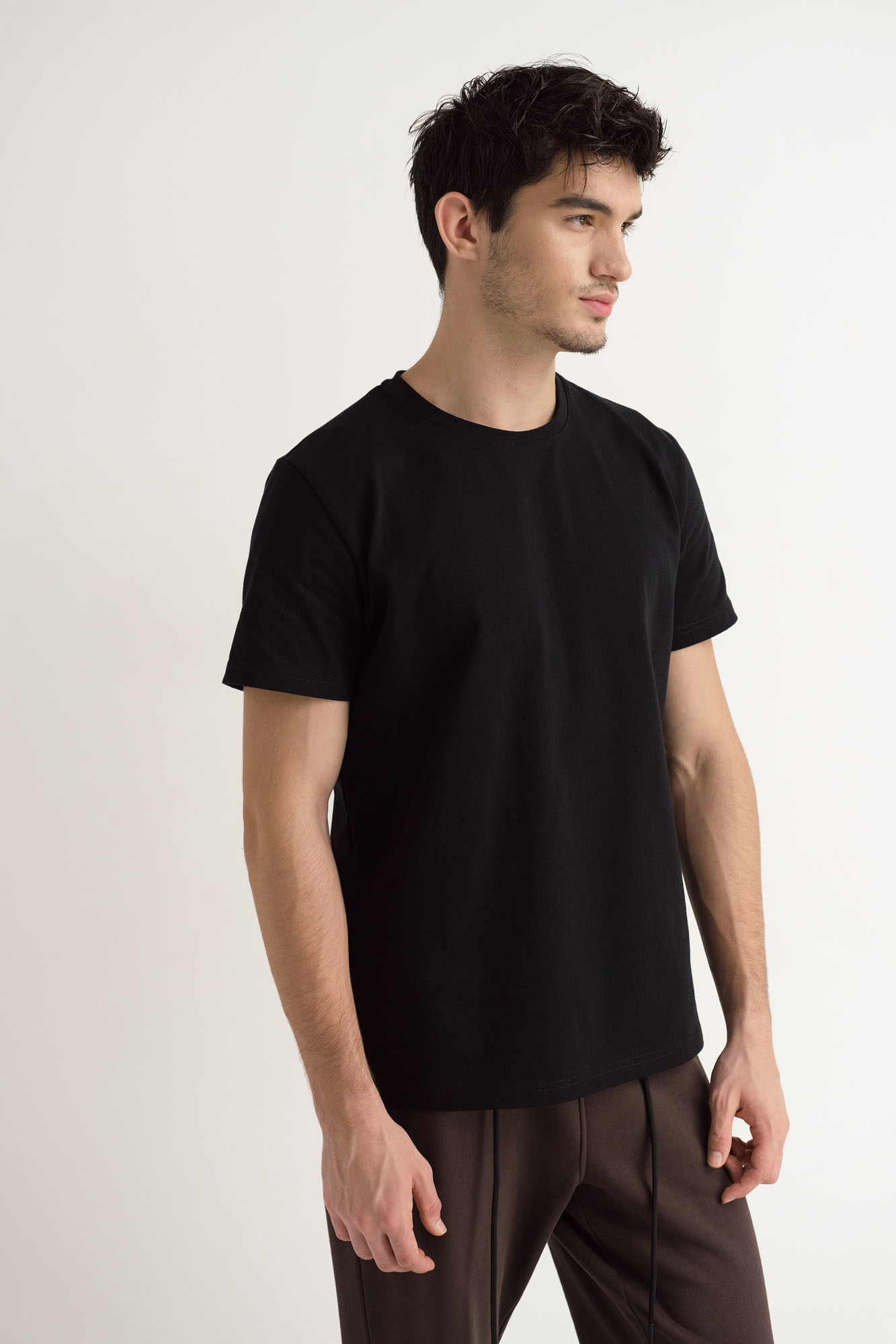 M-242-P-22-0020 Футболка The Hills Черный