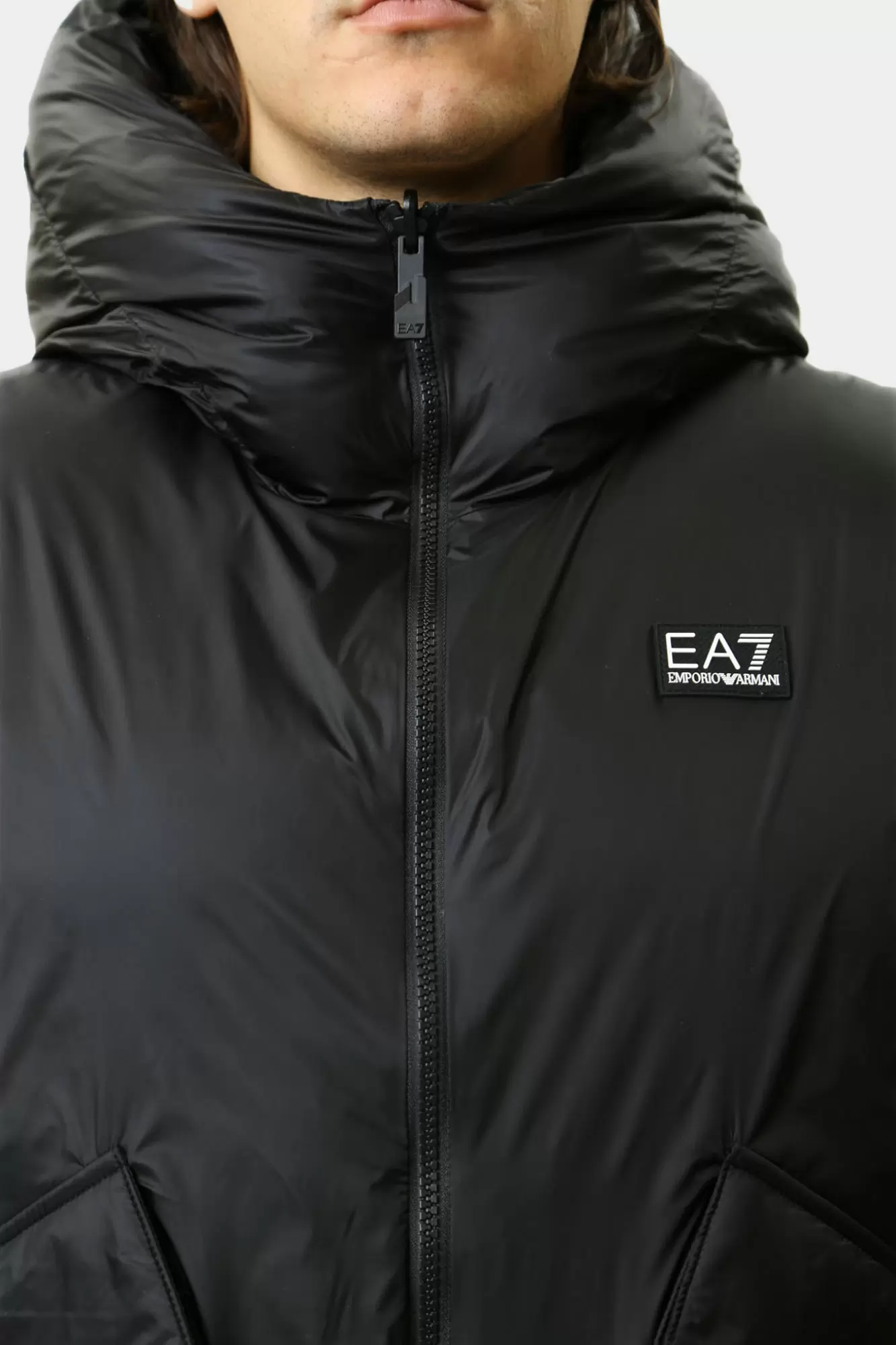 6DPQ03_PNGAZ Жилет пуховый EA7 Черный
