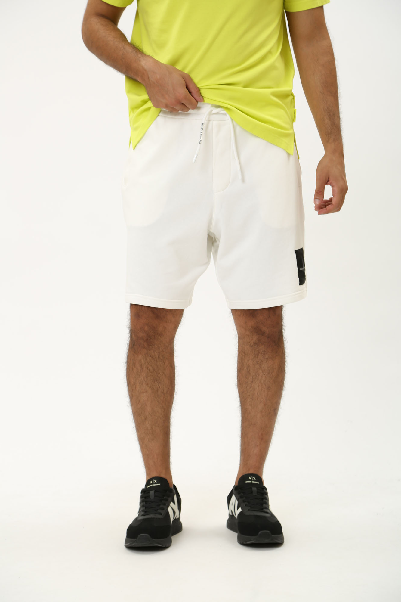 3DZSJA_ZJDPZ Шорты трикотажные Armani Exchange Белый