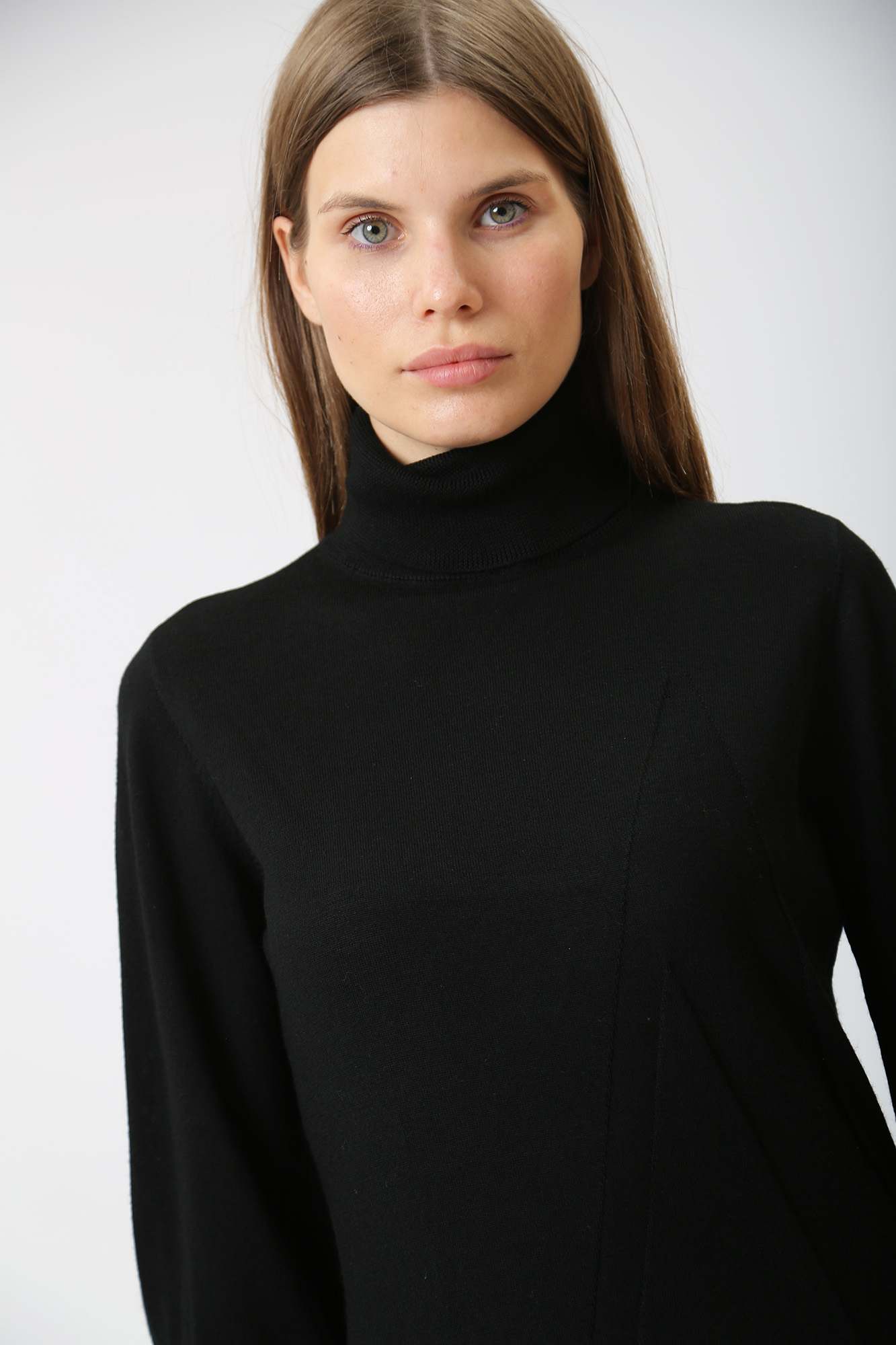 8NYM4M_YMH4Z водолазка armani exchange 