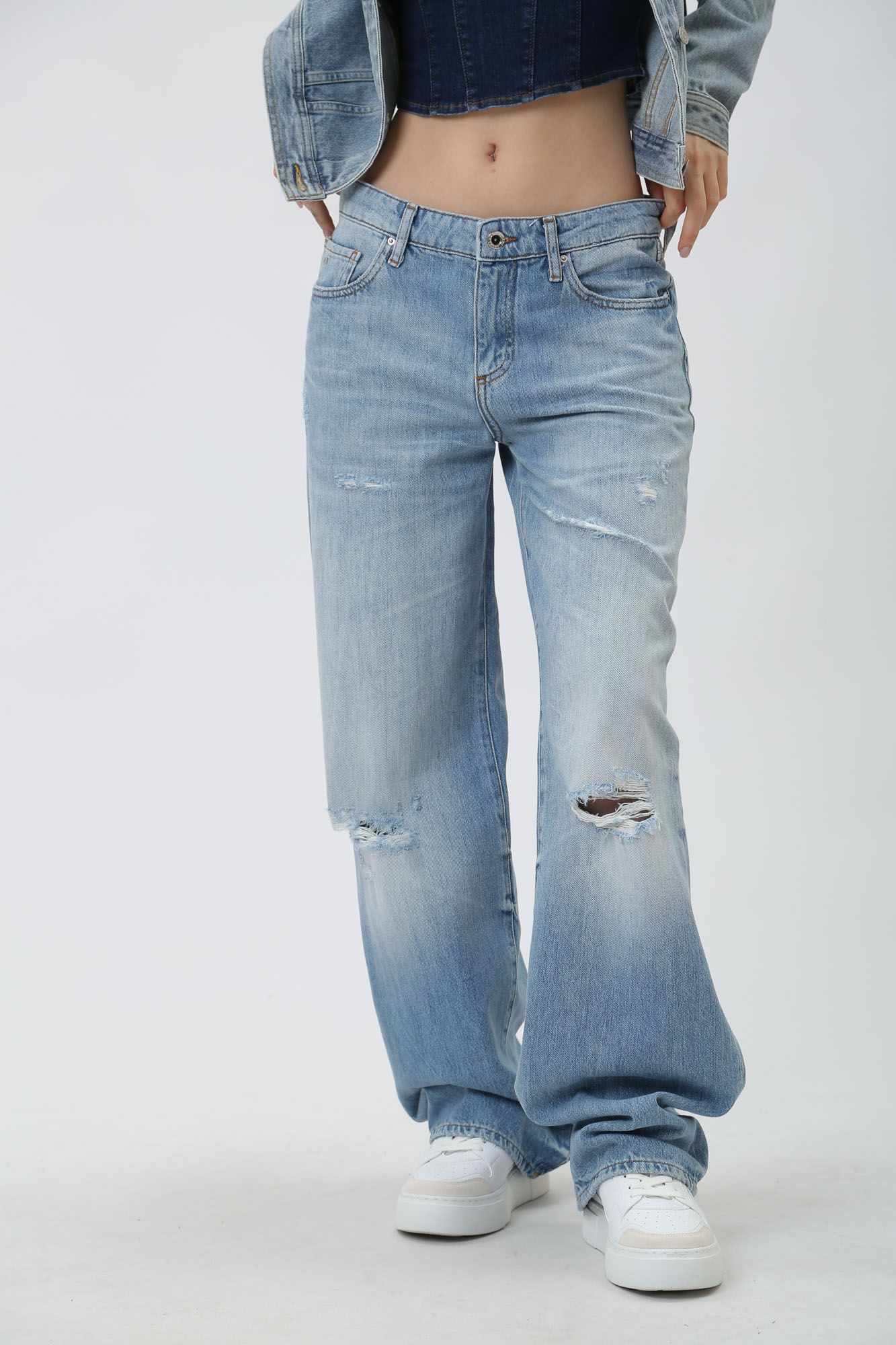 3DYJ52_Y16GZ брюки джинсовые armani exchange 