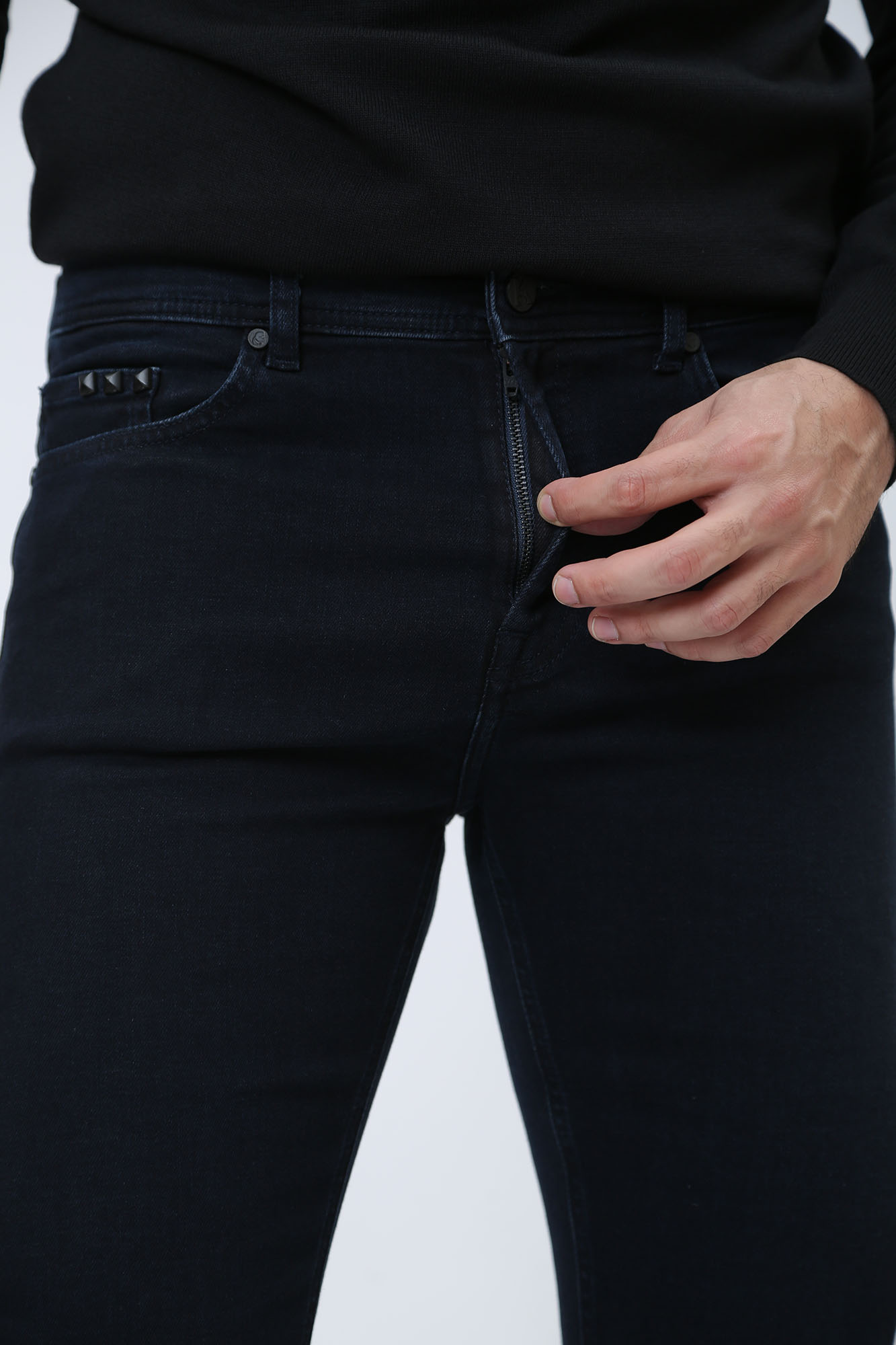 541830_265840 Брюки джинсовые Karl Lagerfeld Синий