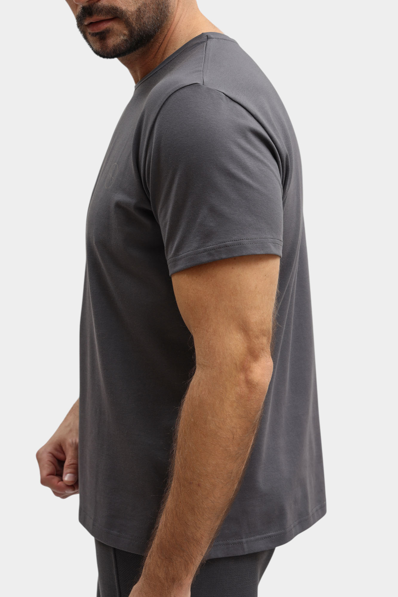 M-261-P-22-1406 Футболка The Hills Серый