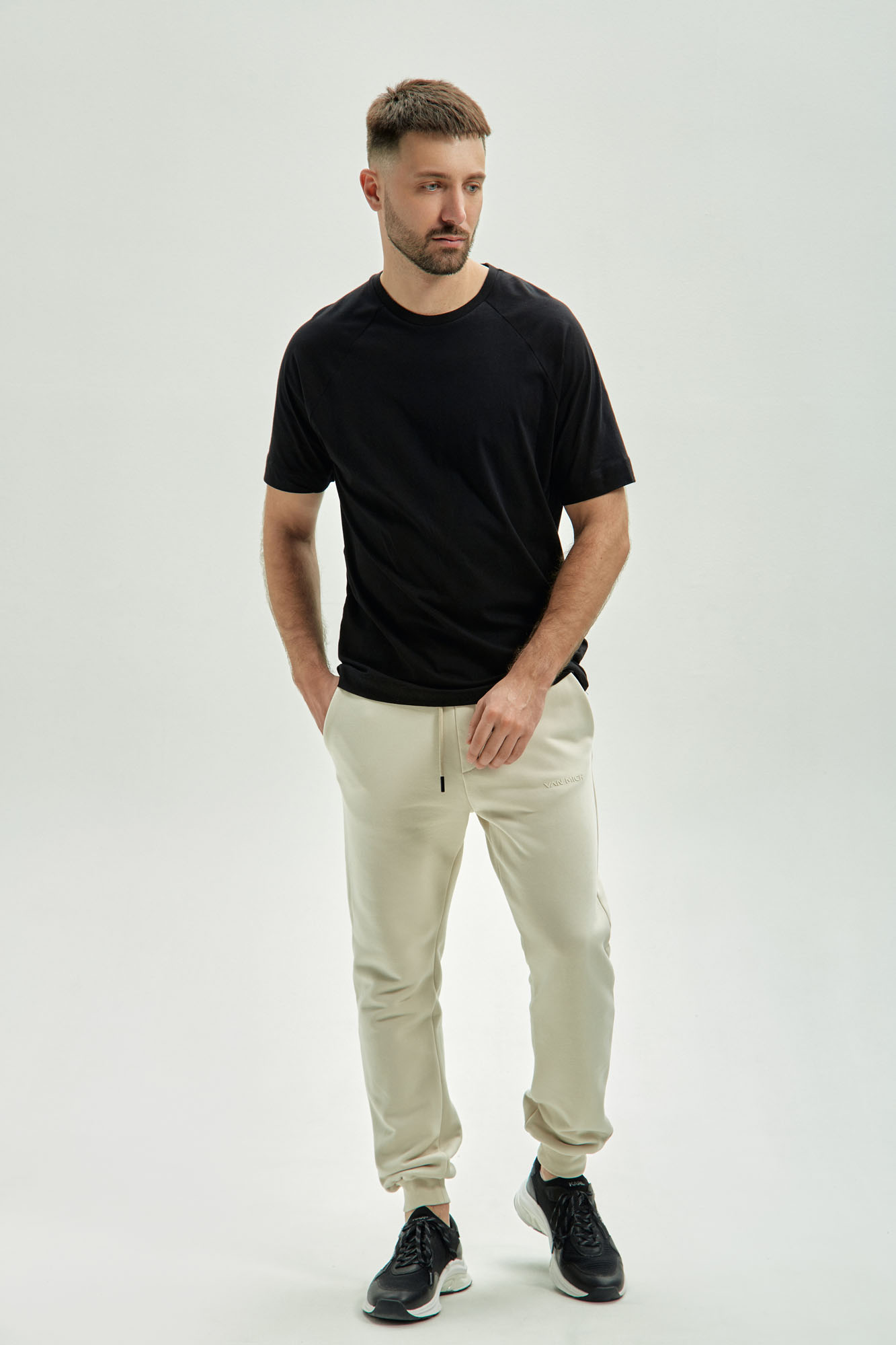 VM-ERK-22-057 Футболка Van Mich Черный