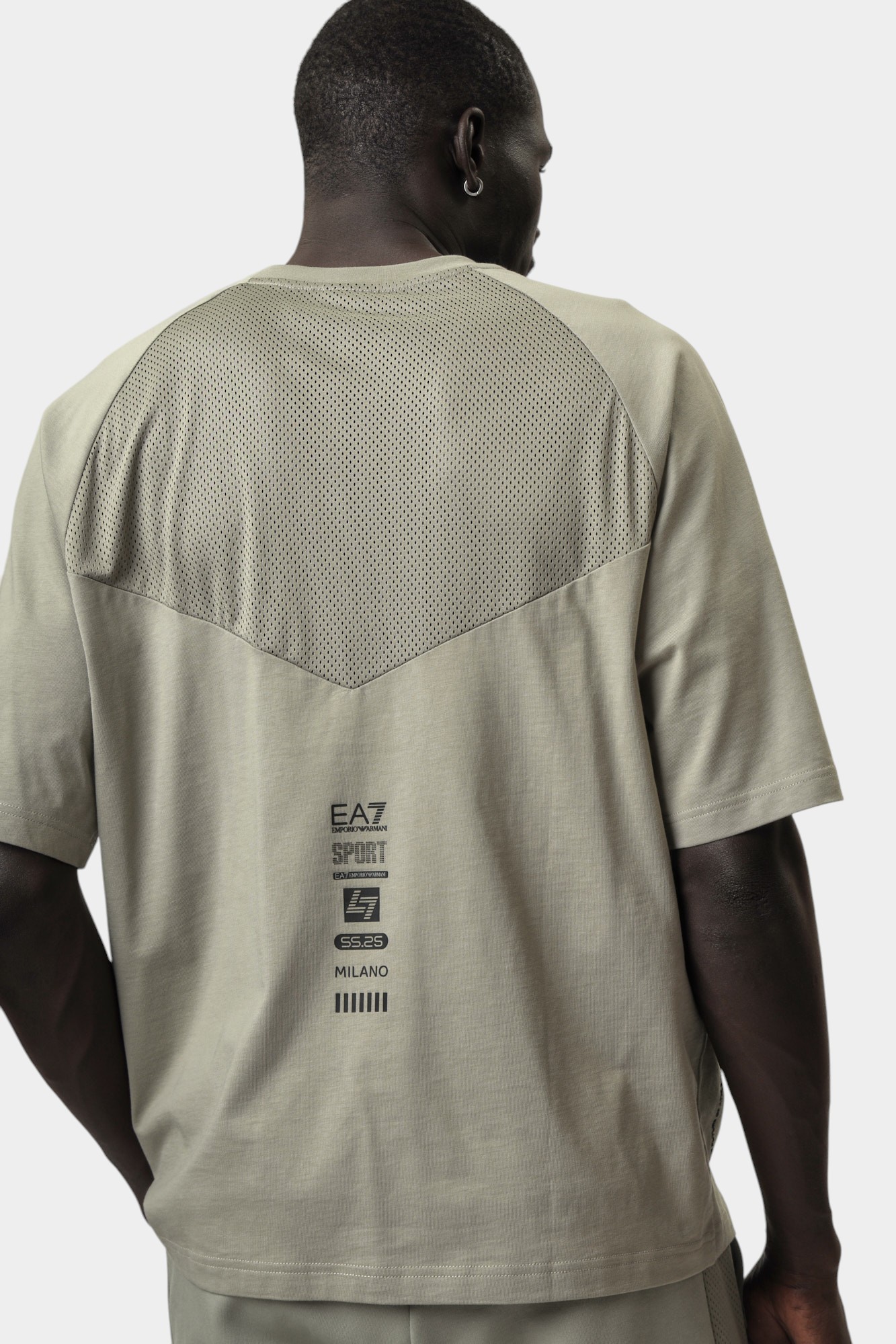 7M000323_AF12874 Футболка EA7 Серый