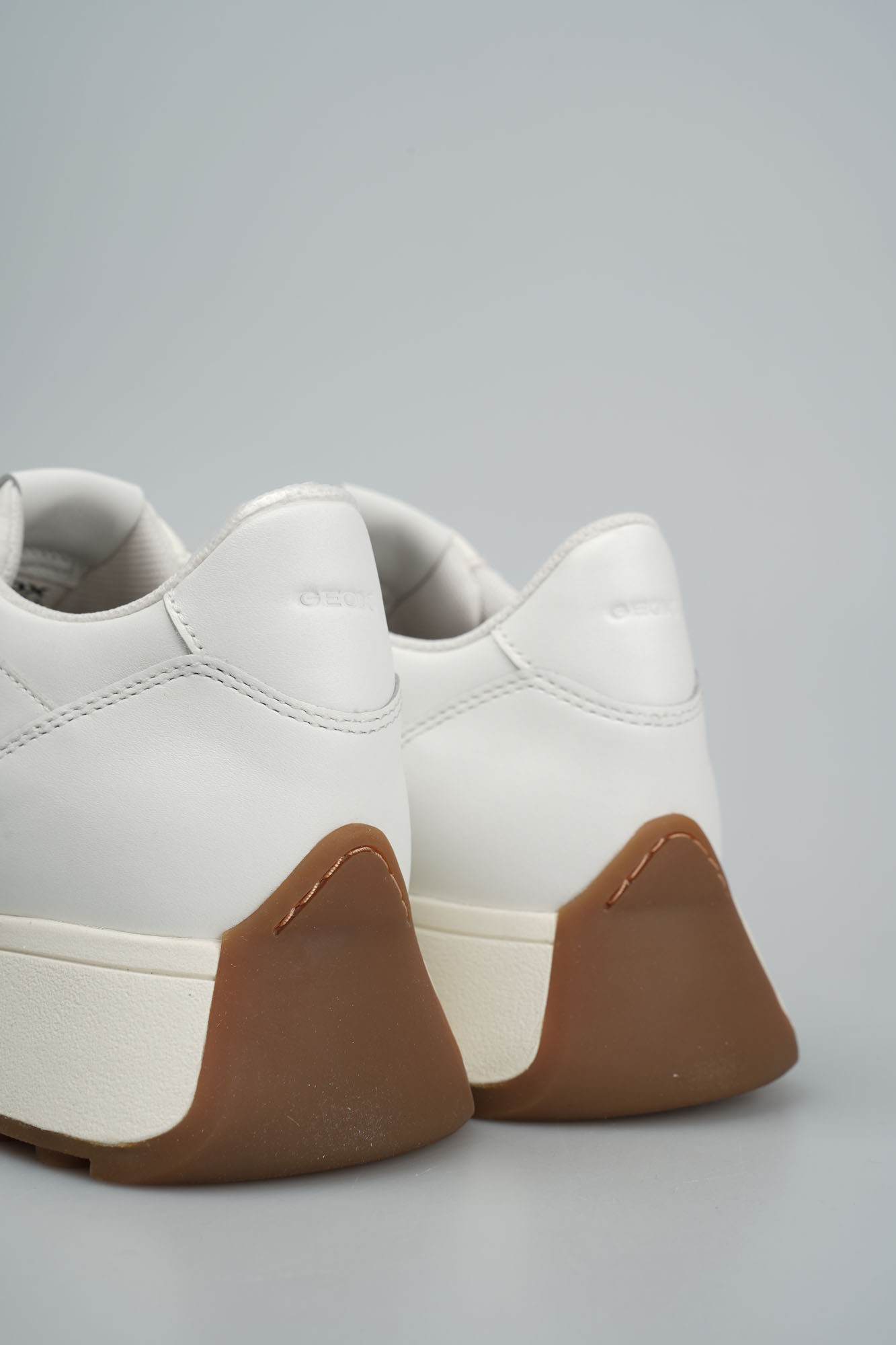 D45MDA00085C Кеды Geox Белый