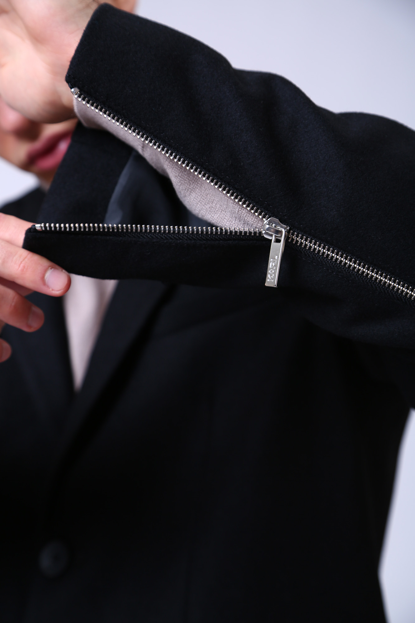 524799_455012 Пальто Karl Lagerfeld Черный