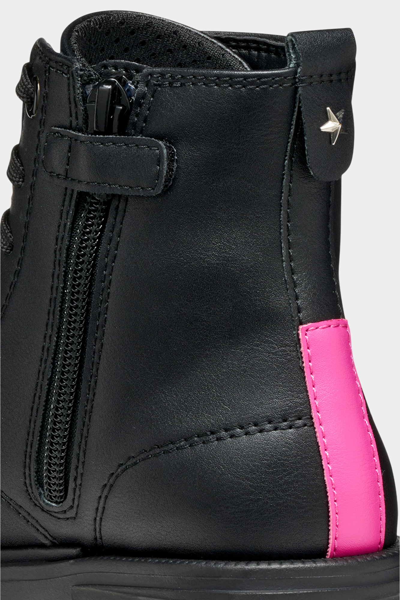 J569QA000BCC Ботинки Geox Черный