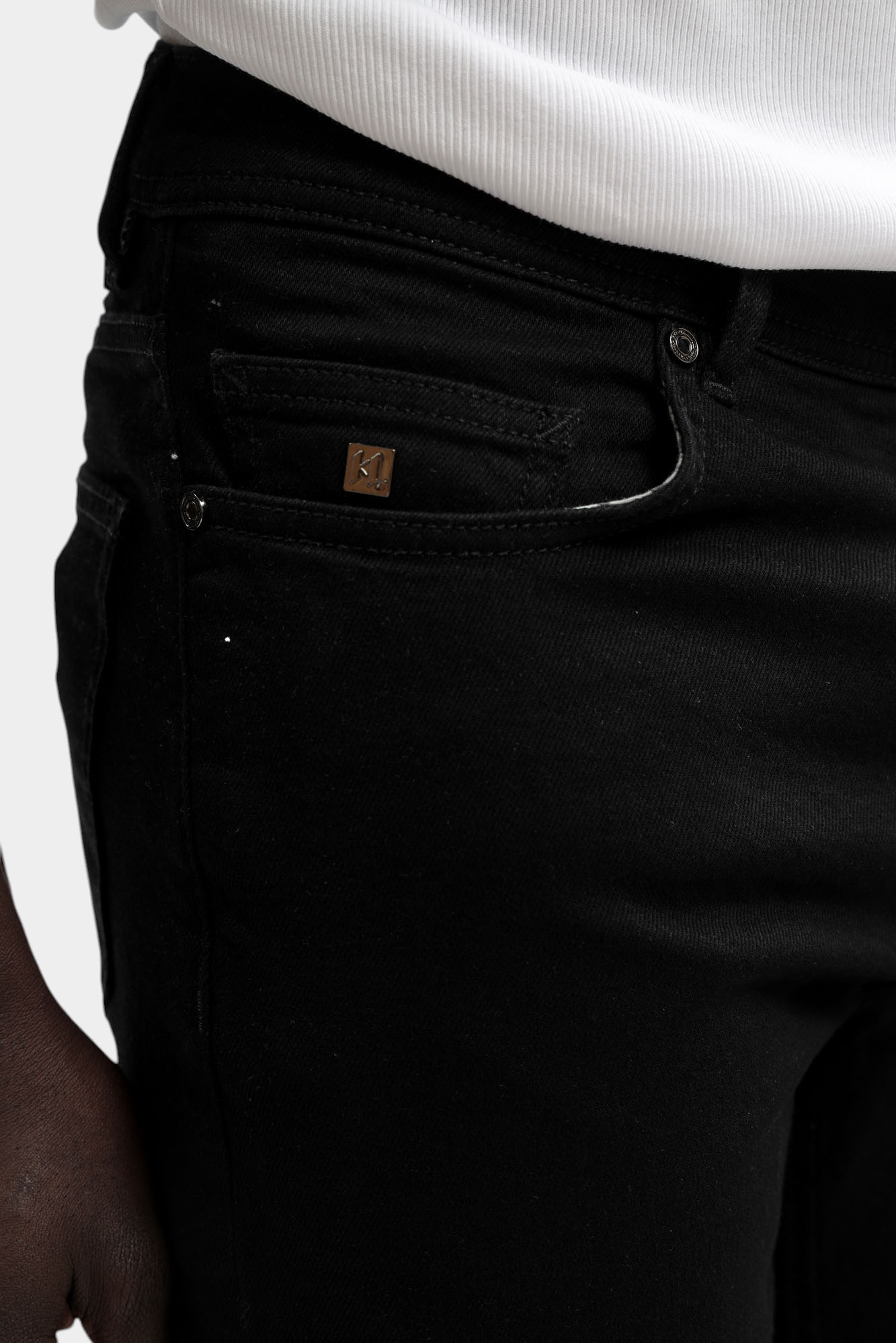 500890_265501 Джинсы Karl Lagerfeld Черный