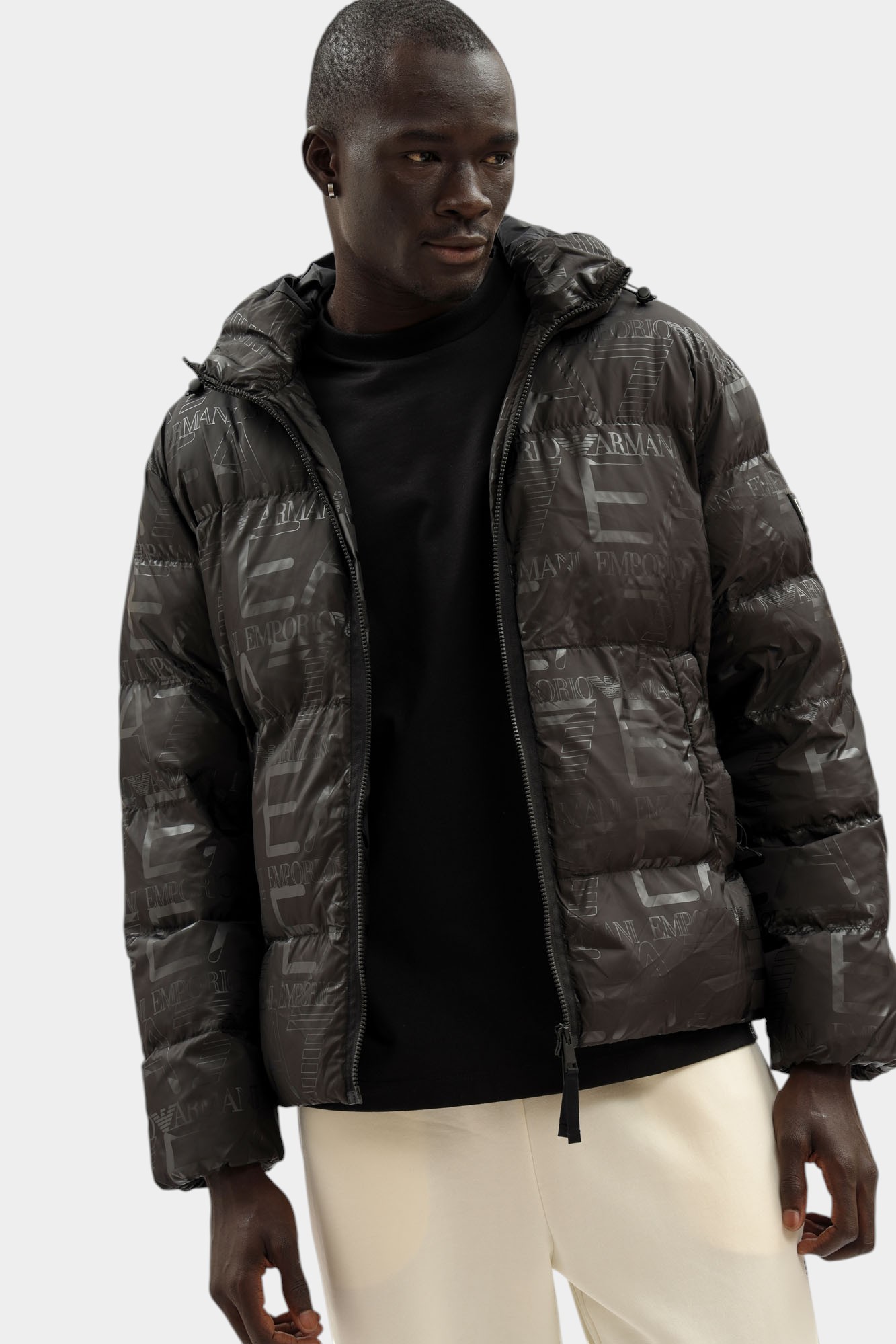 7M000697_AF15969 Куртка пуховая EA7 Черный