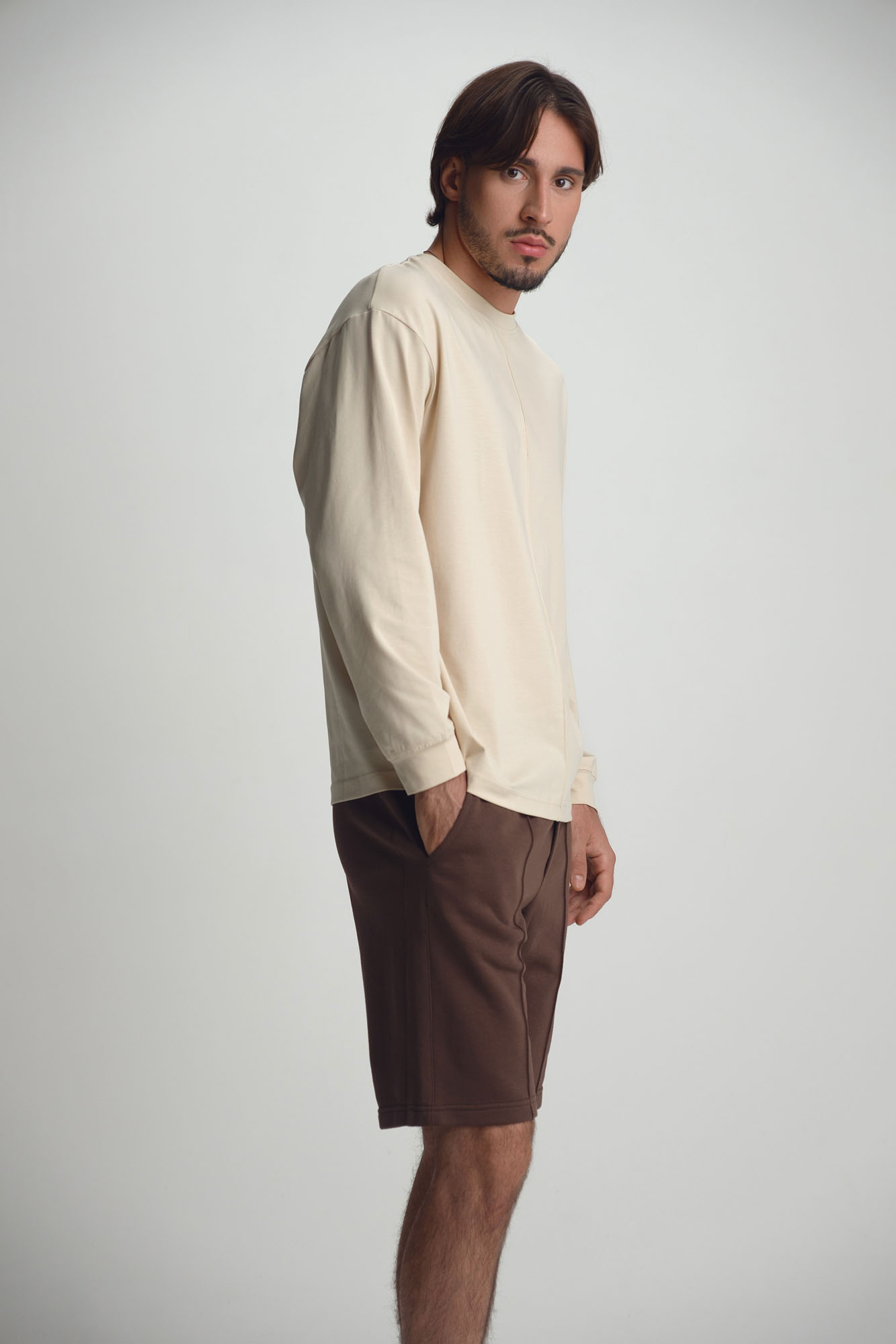 M-252-P-22-0704 Лонгслив The Hills Бежевый