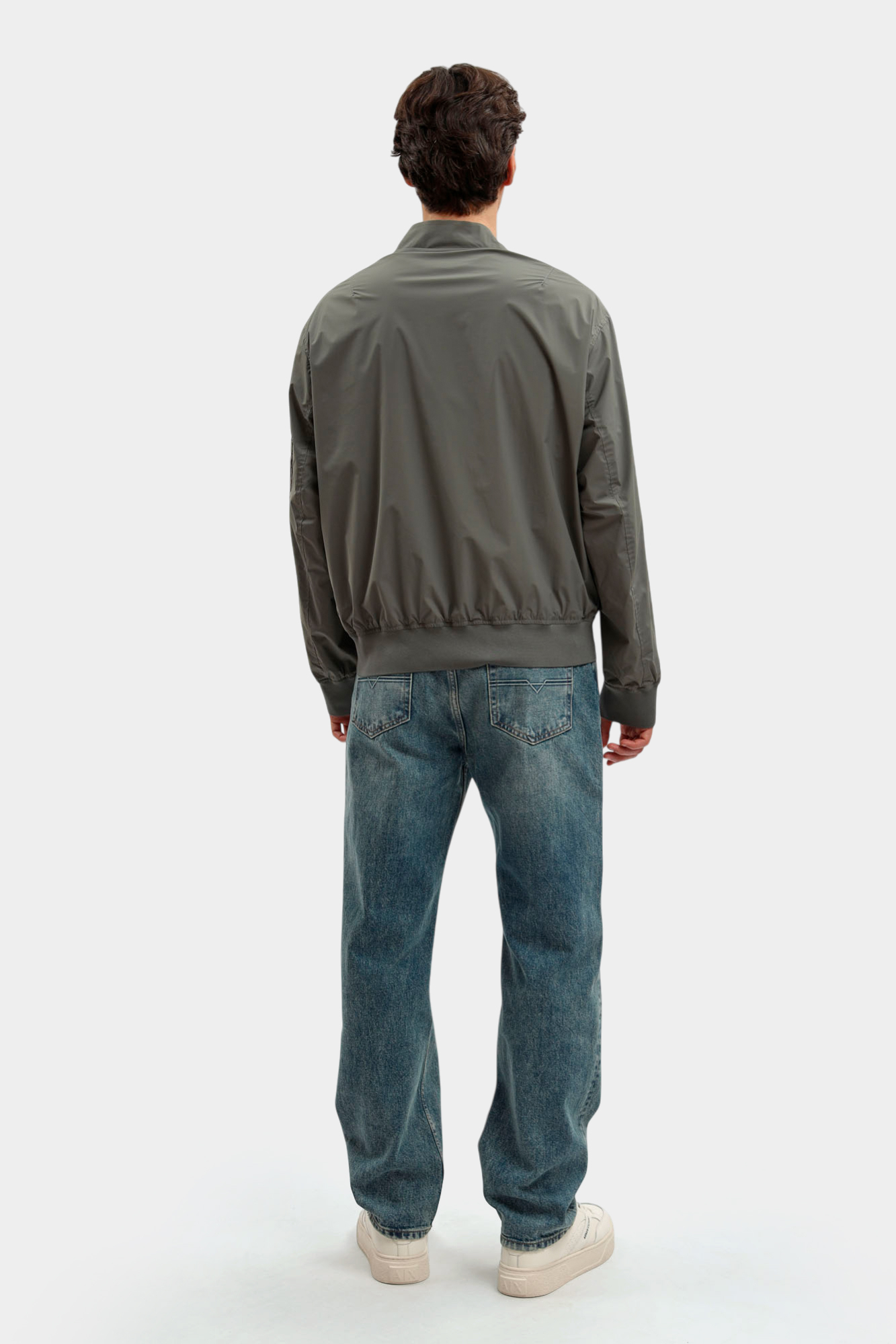 XM002813_AF22544 Бомбер Armani Exchange Серый