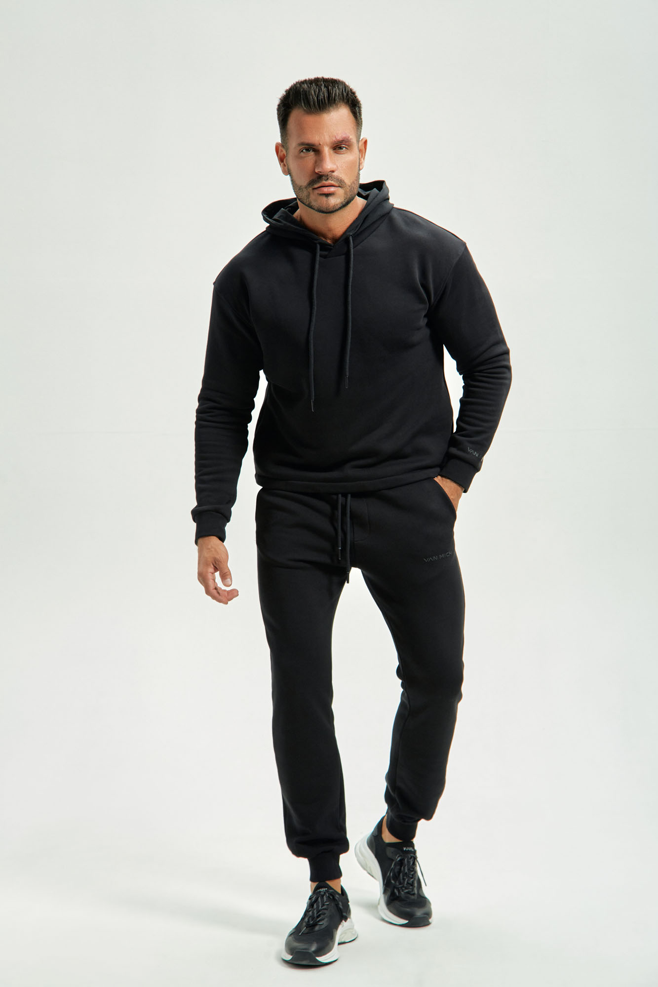VM-ERK-20-037 Джемпер Van Mich Черный