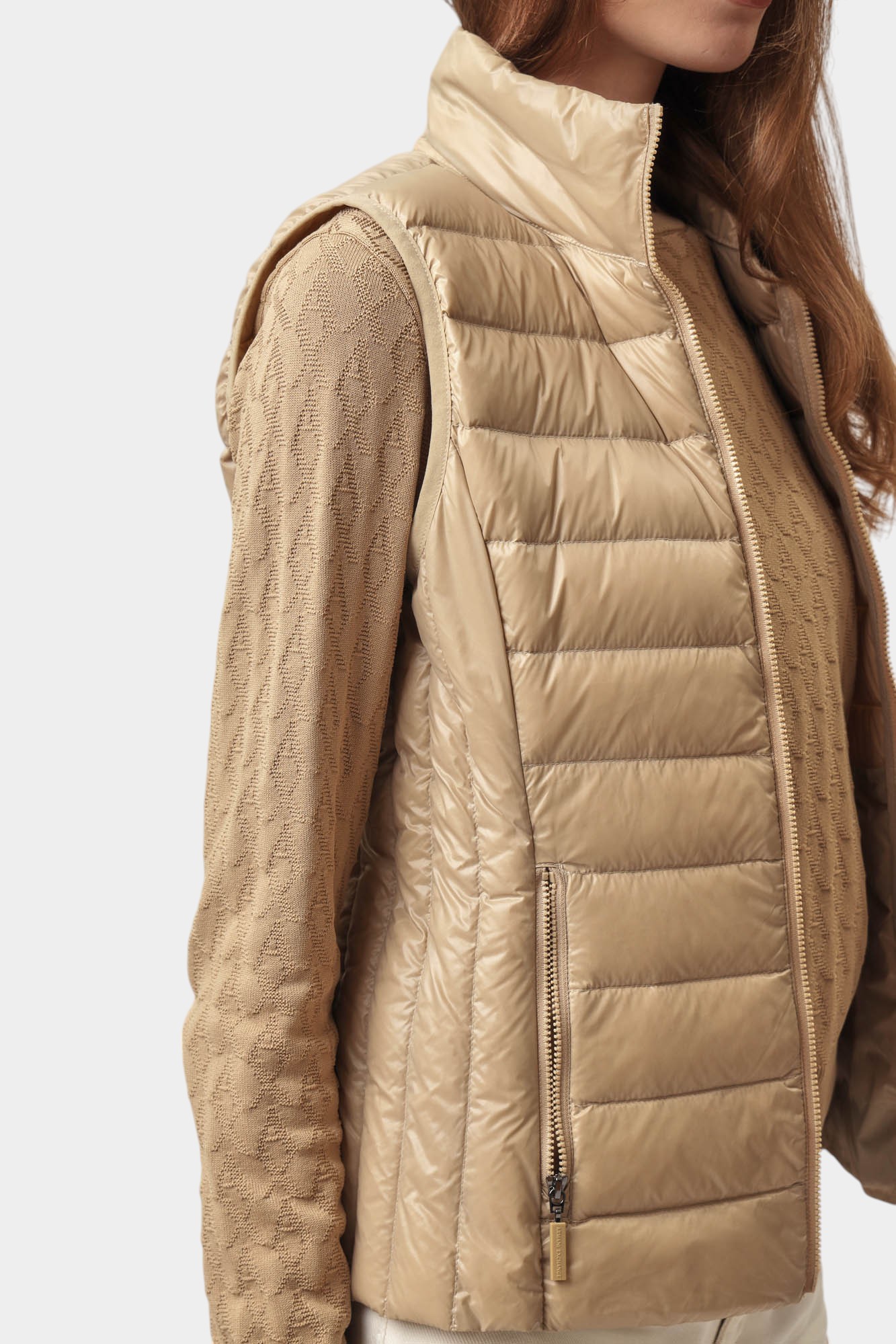 8NYQ01_YNM4Z жилет пуховый armani exchange 