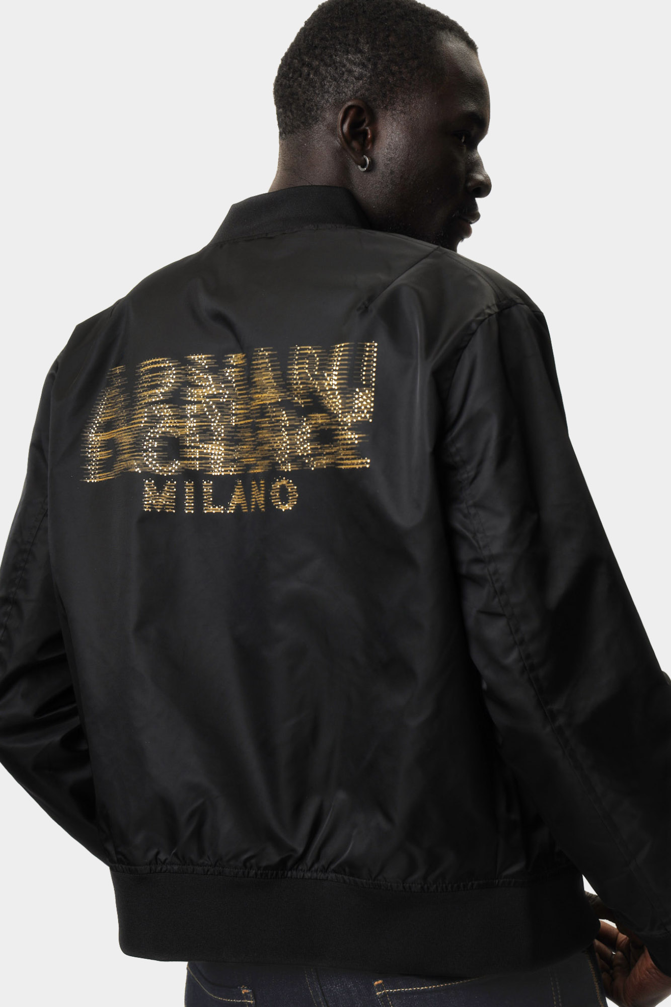 XM000195_AF12011 Бомбер Armani Exchange Черный