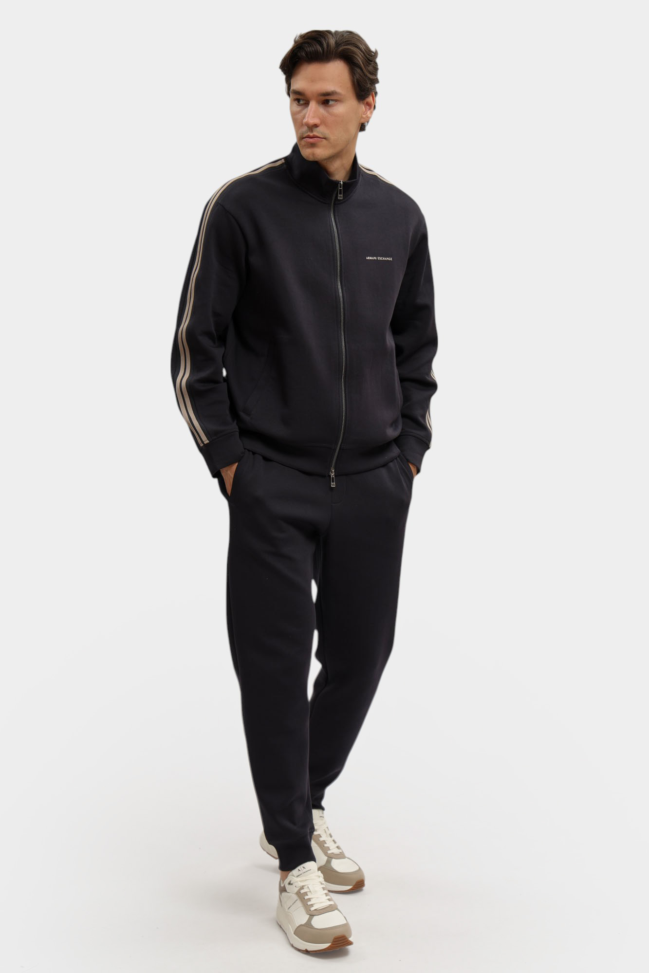 XM001361_AF10818 Толстовка Armani Exchange Черный