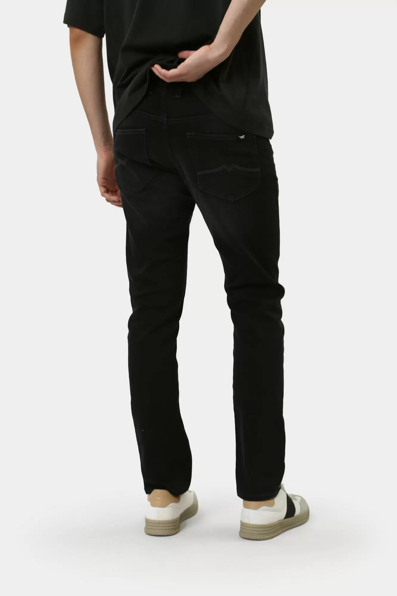 1015871-4000 Джинсы Mustang Черный