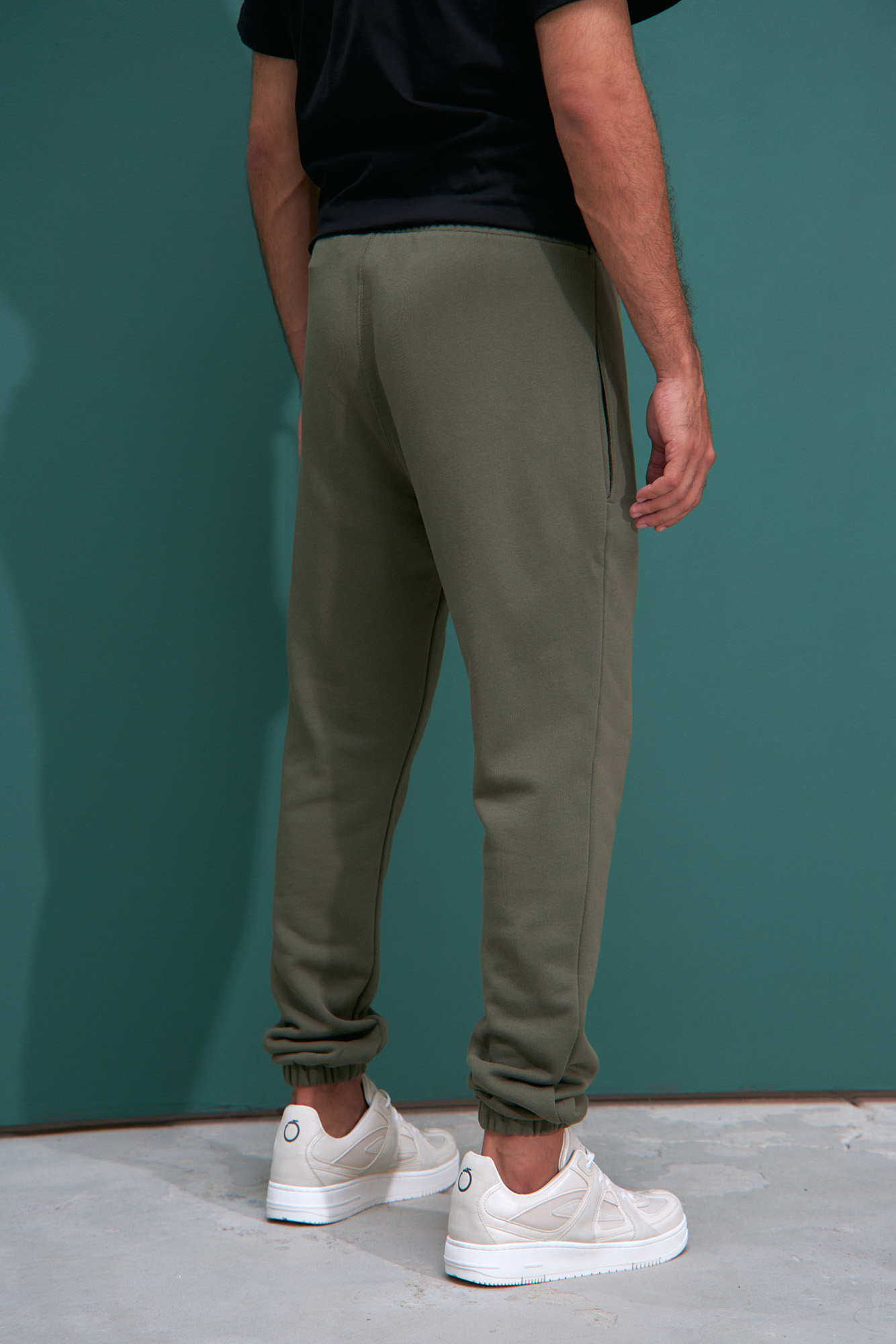 VM-232-20-137 Брюки спортивные Van Mich Хаки